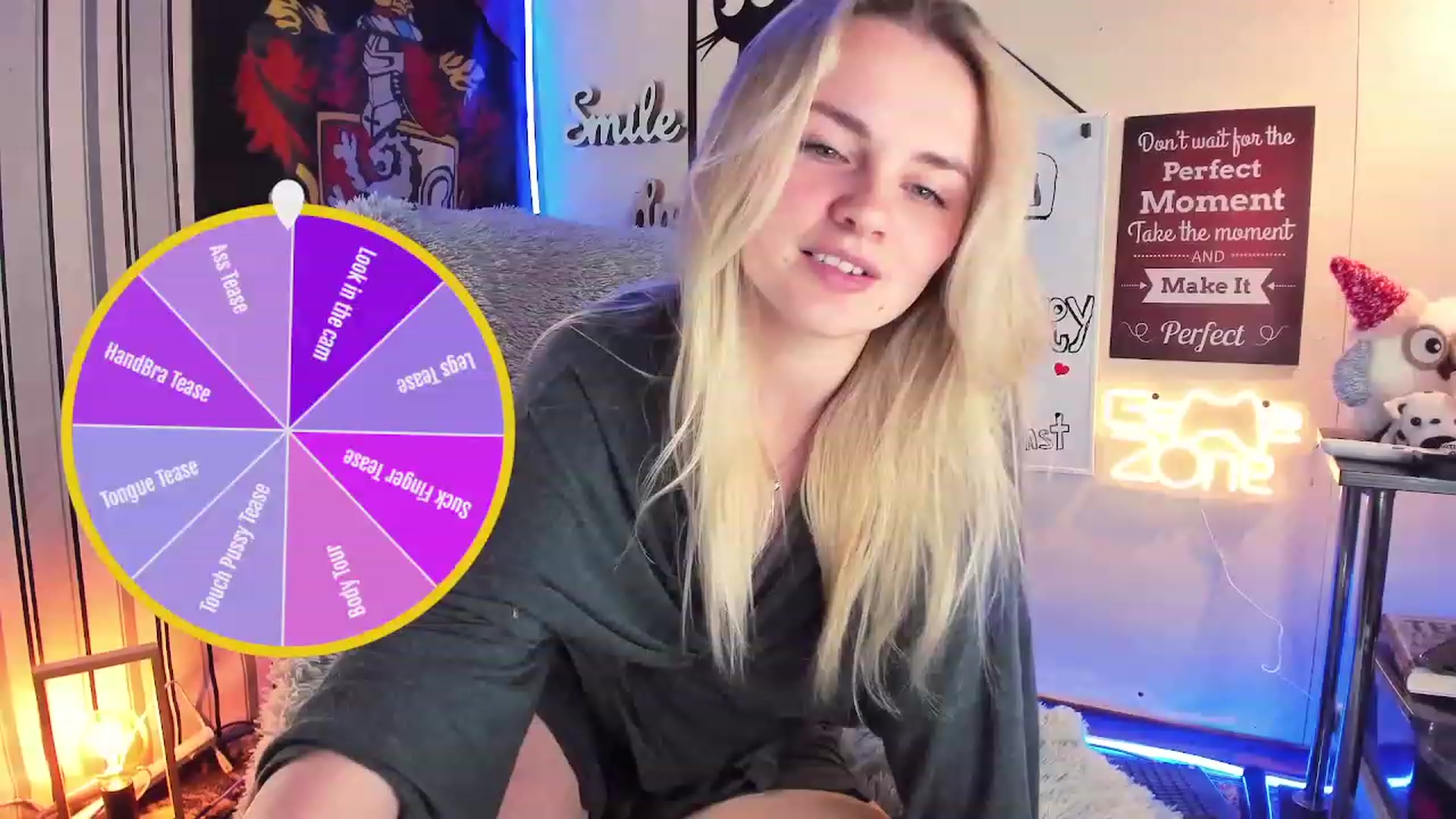 Gallery image thumbnail from NaughtyKitten's myfreecams stream on, 01/25/2024, 13:13 image 15 of 20