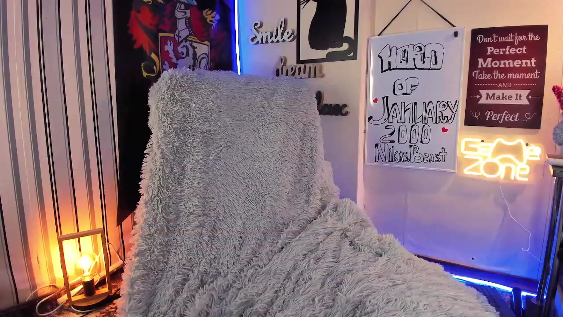 Gallery image thumbnail from NaughtyKitten's myfreecams stream on, 01/25/2024, 13:31 image 17 of 20
