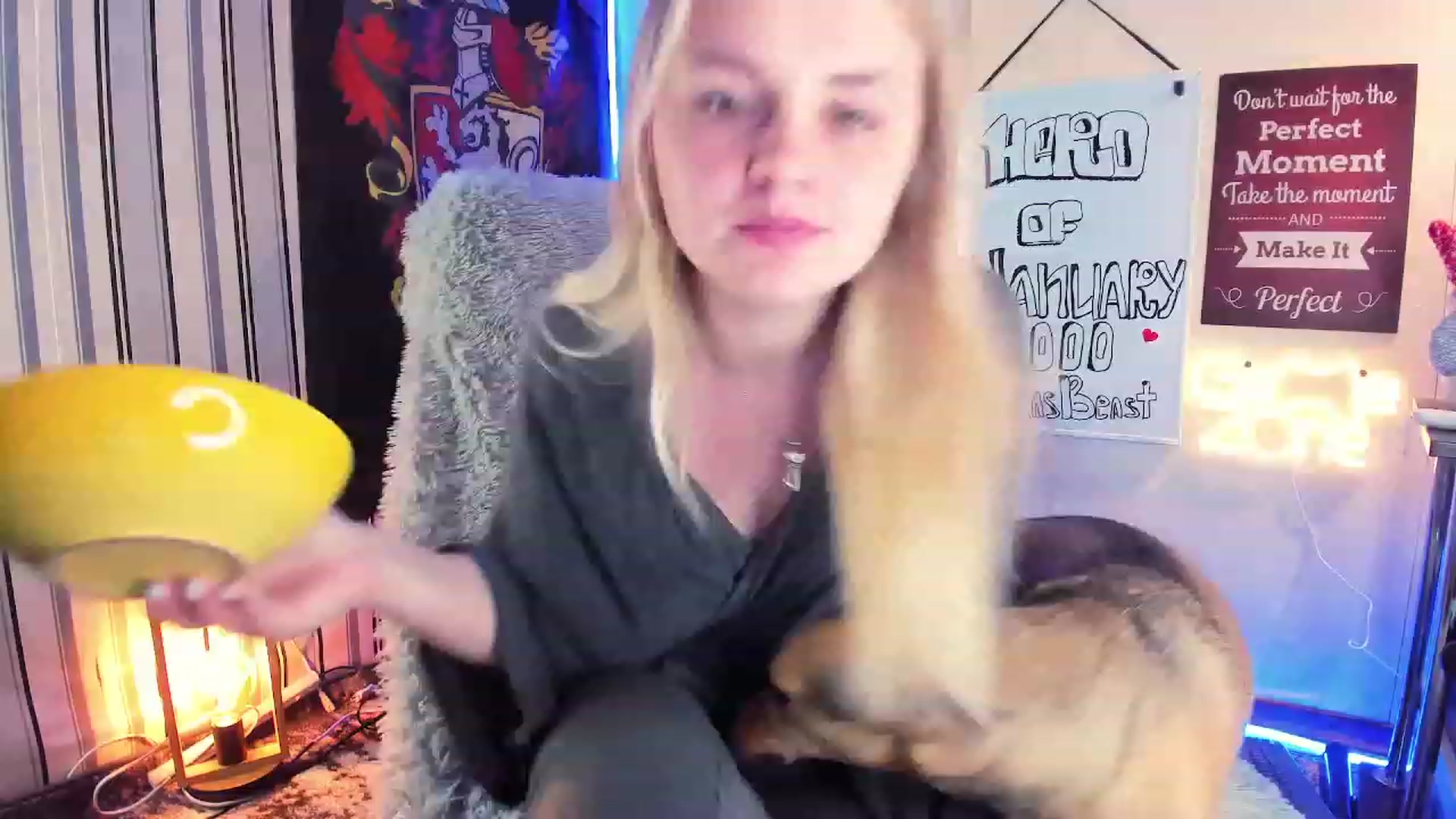 Gallery image thumbnail from NaughtyKitten's myfreecams stream on, 01/25/2024, 13:31 image 20 of 20