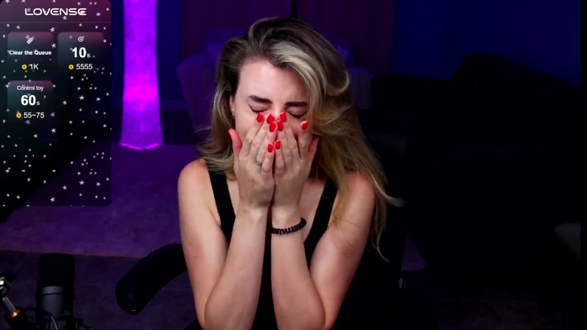 Gallery image thumbnail from NaughtyKitty7's myfreecams stream on, 06/19/2024, 18:15 image 17 of 20