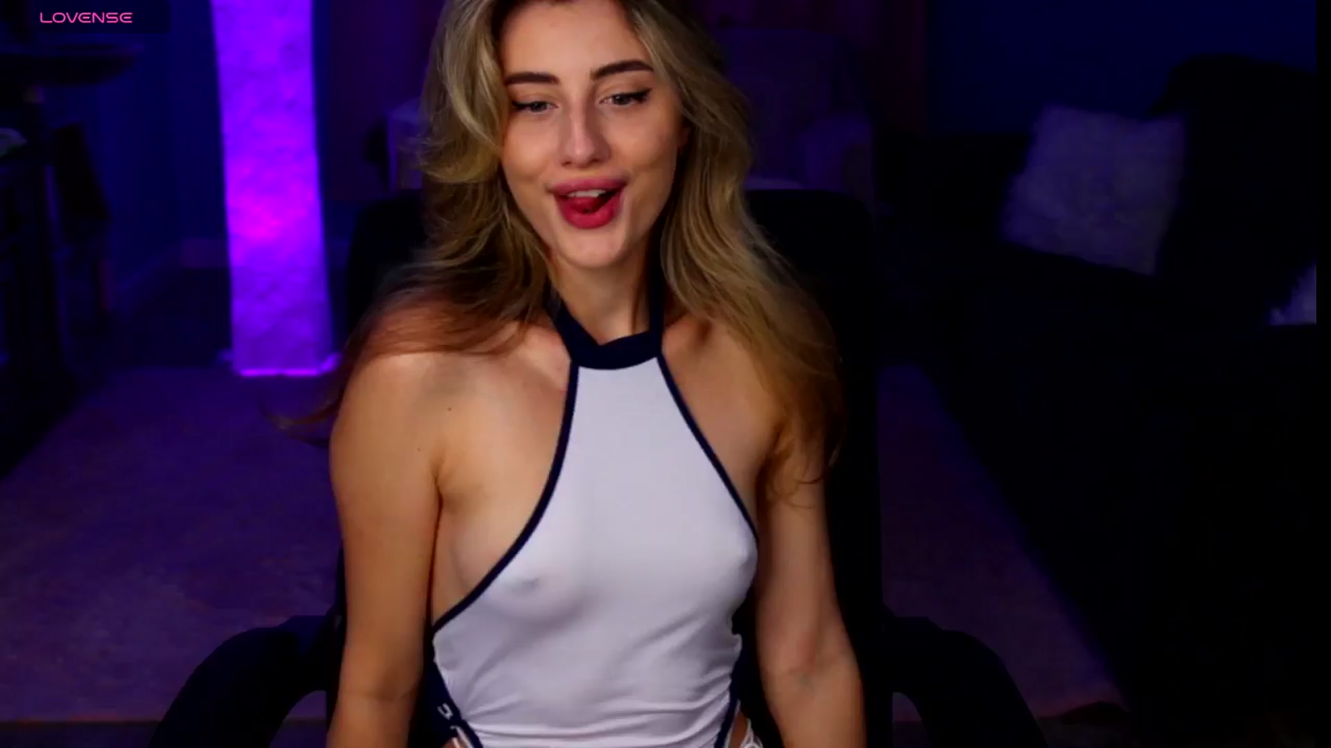 Gallery image thumbnail from NaughtyKitty7's myfreecams stream on, 07/17/2024, 15:51 image 1 of 20