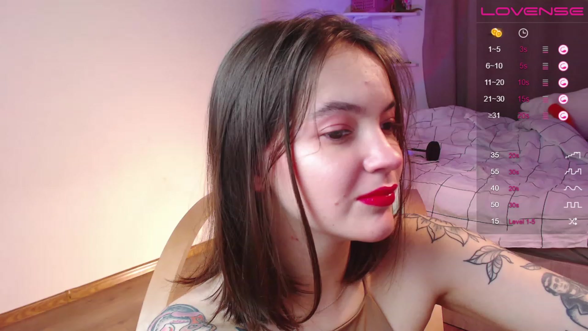 Gallery image thumbnail from NaughtyLoki's myfreecams stream on, 01/31/2023, 20:53 image 10 of 20