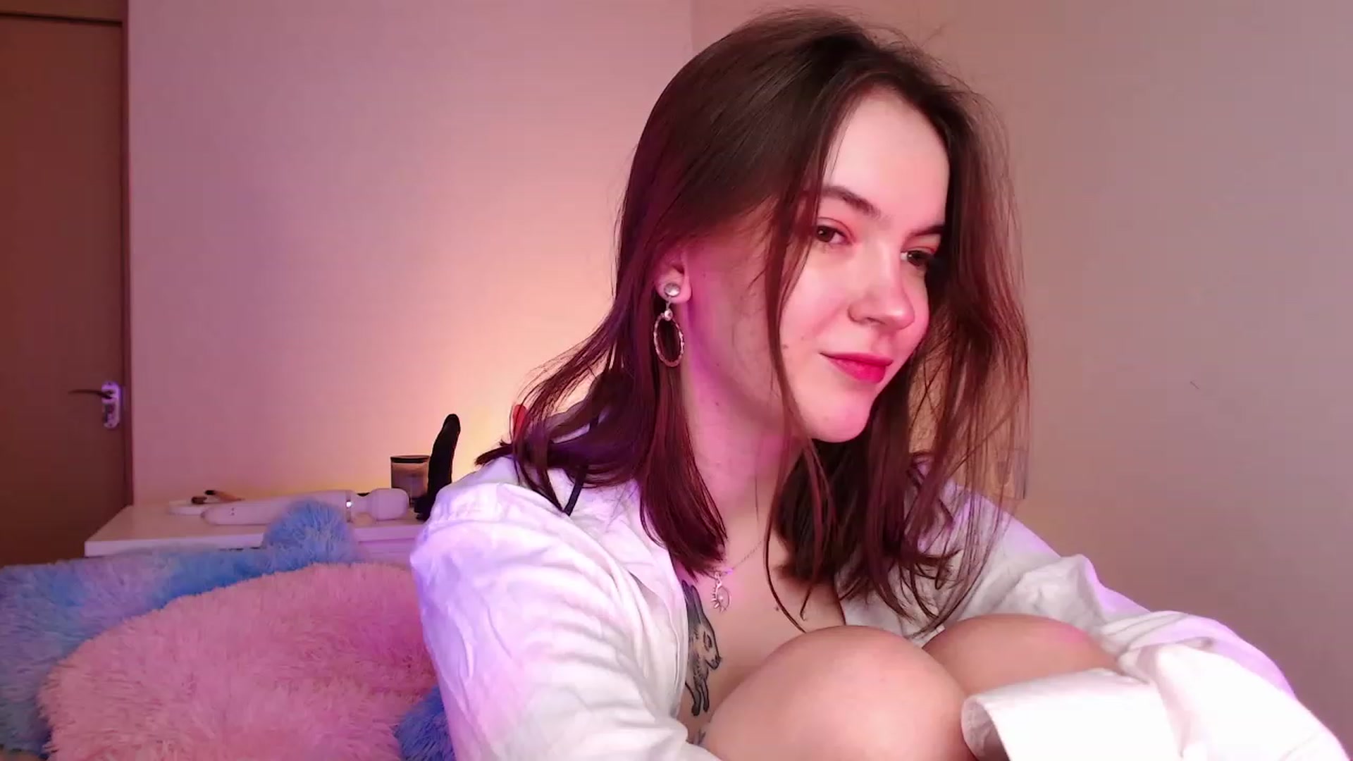 Gallery image thumbnail from NaughtyLoki's myfreecams stream on, 04/12/2023, 20:28 image 9 of 20