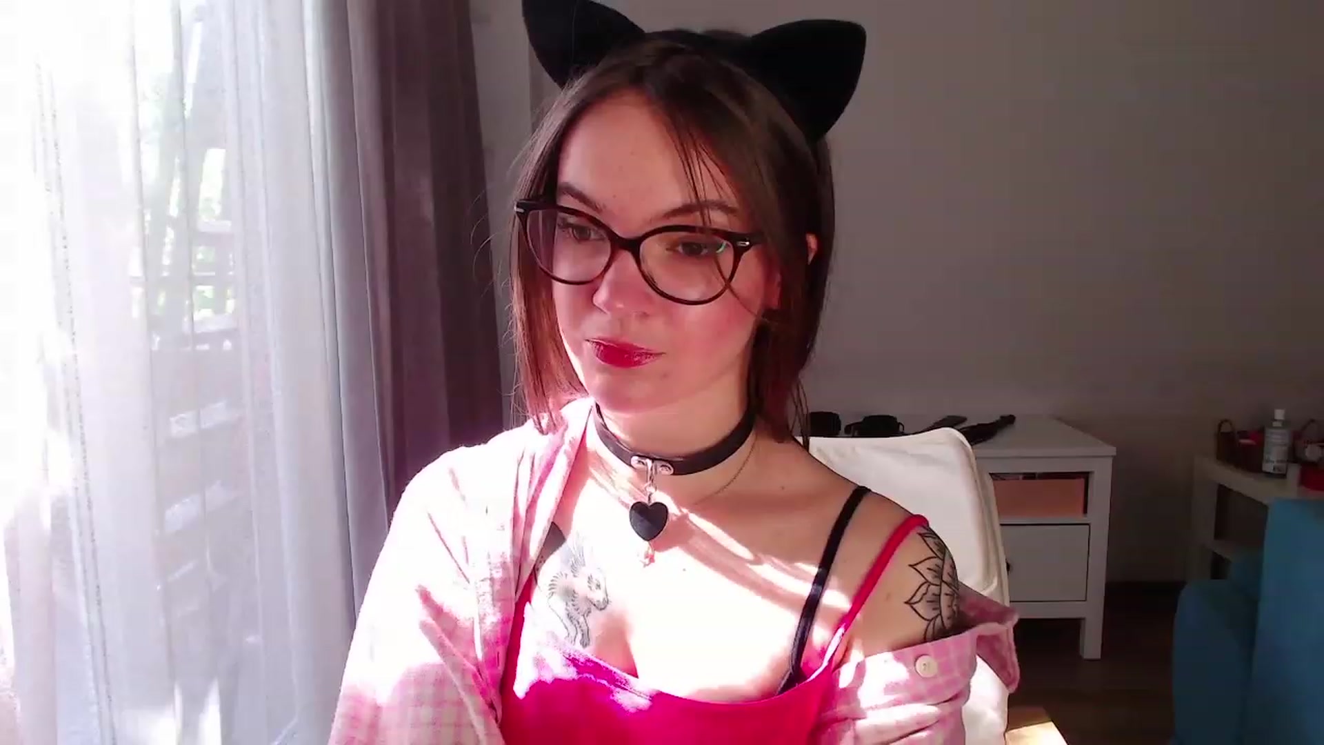 Gallery image thumbnail from NaughtyLoki's myfreecams stream on, 06/01/2023, 15:50 image 1 of 20