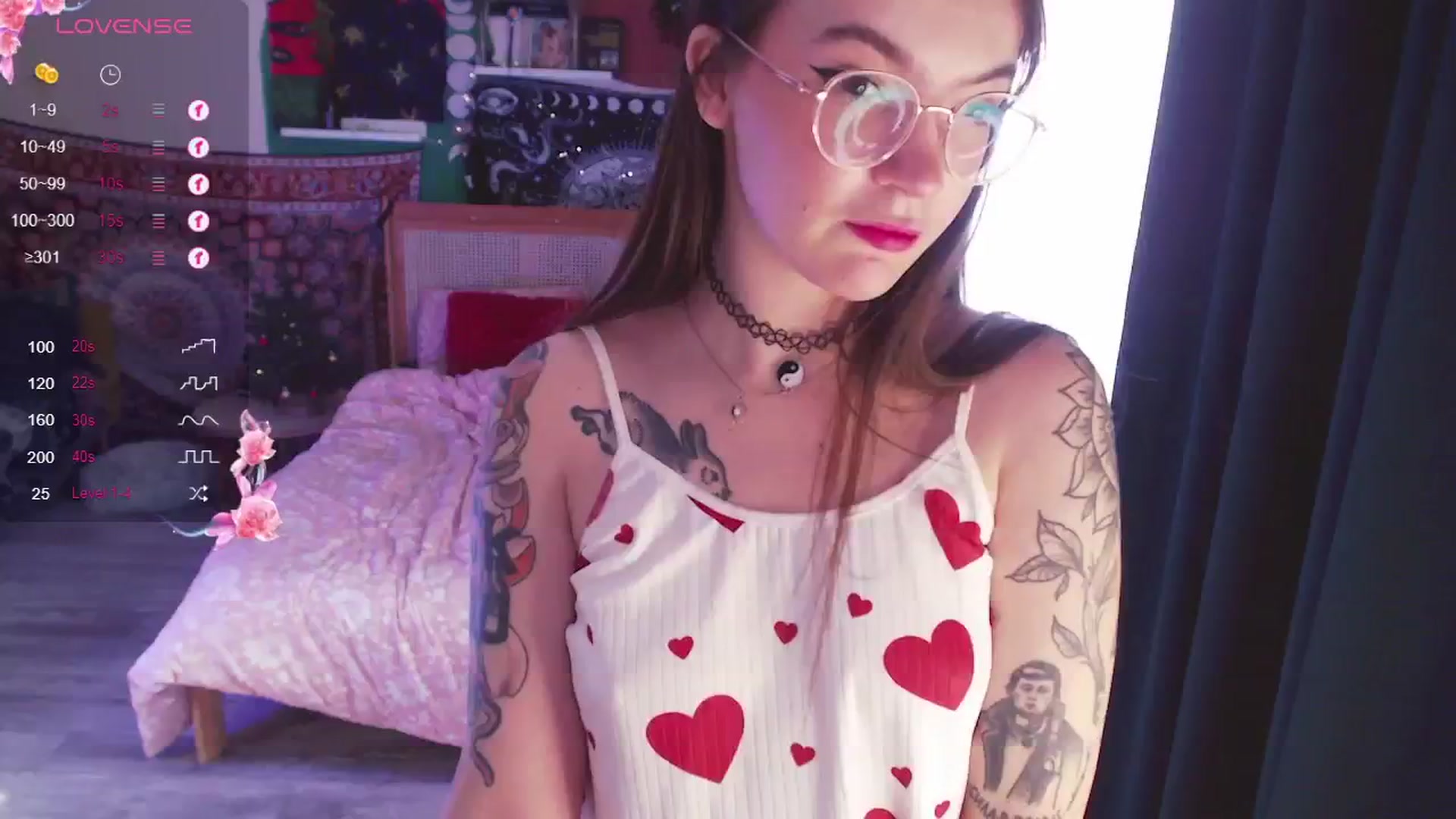 Gallery image thumbnail from NaughtyLoki's myfreecams stream on, 01/03/2025, 09:52 image 13 of 20
