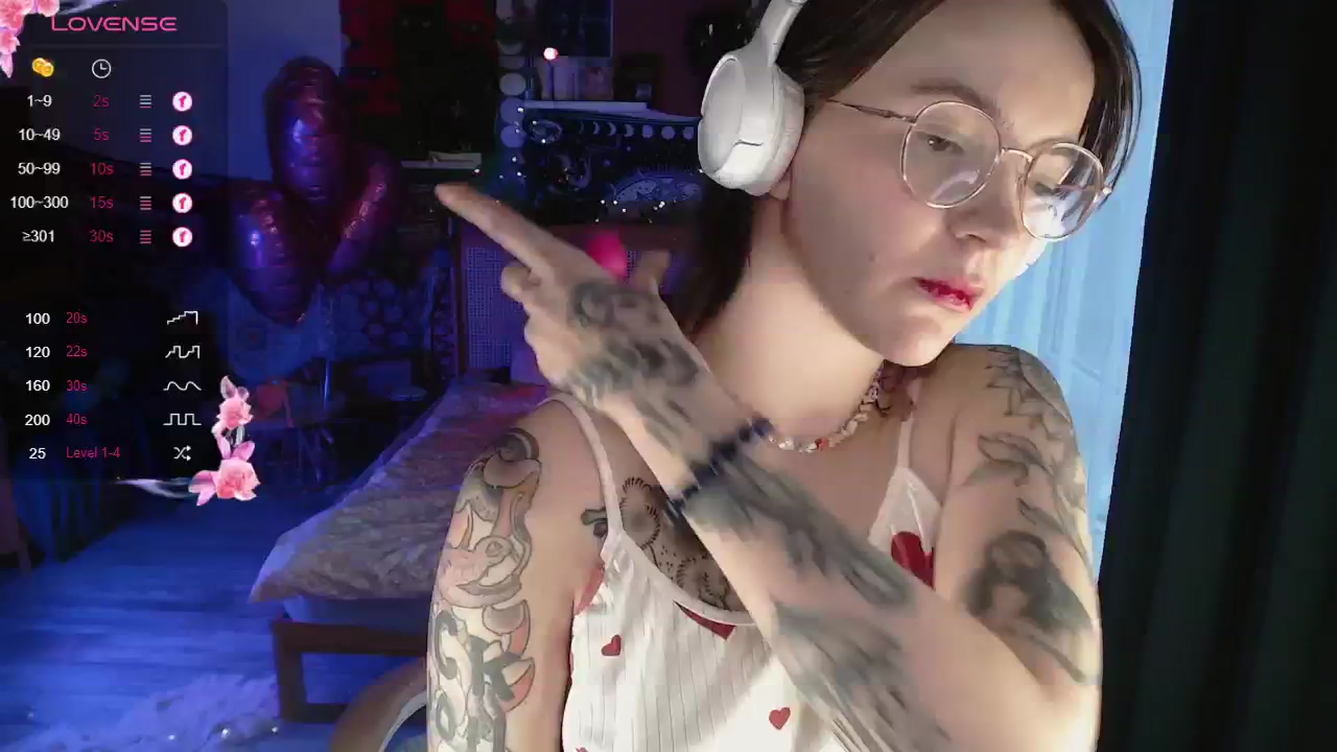 Gallery image thumbnail from NaughtyLoki's myfreecams stream on, 01/20/2025, 10:19 image 10 of 20