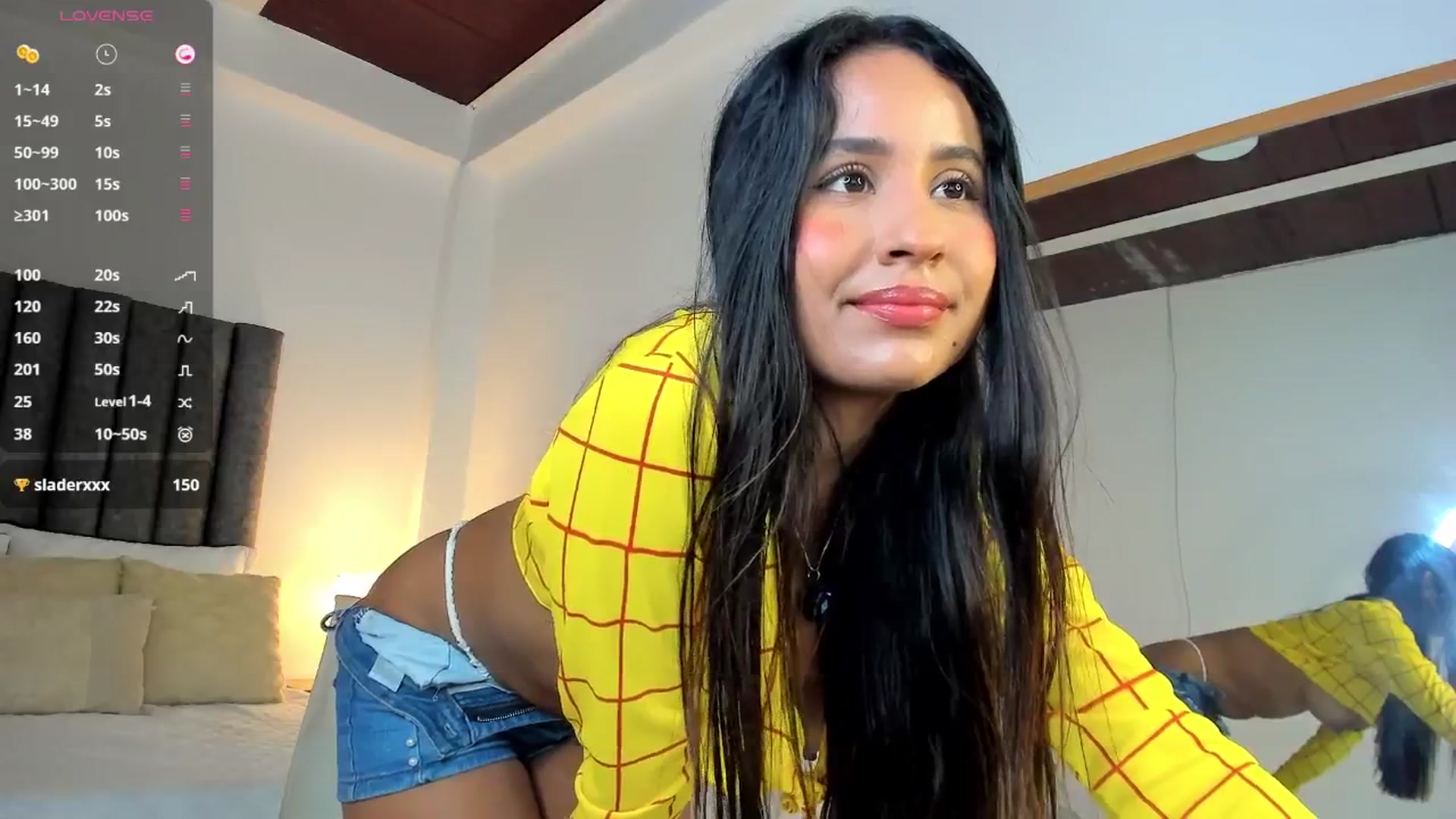 Gallery image thumbnail from NaughtyNath's myfreecams stream on, 05/20/2025, 16:39 image 11 of 20