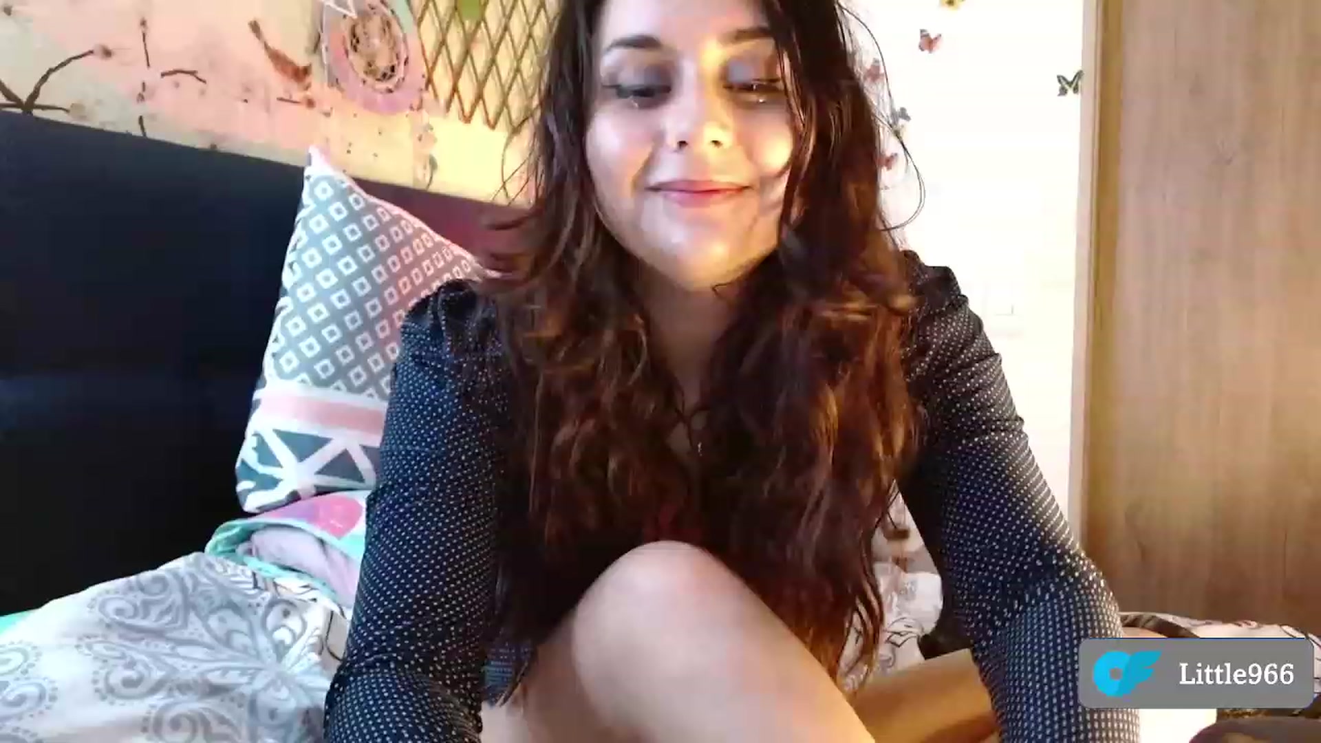 Gallery image thumbnail from NaughtySaraa's myfreecams stream on, 11/25/2022, 05:10 image 17 of 20