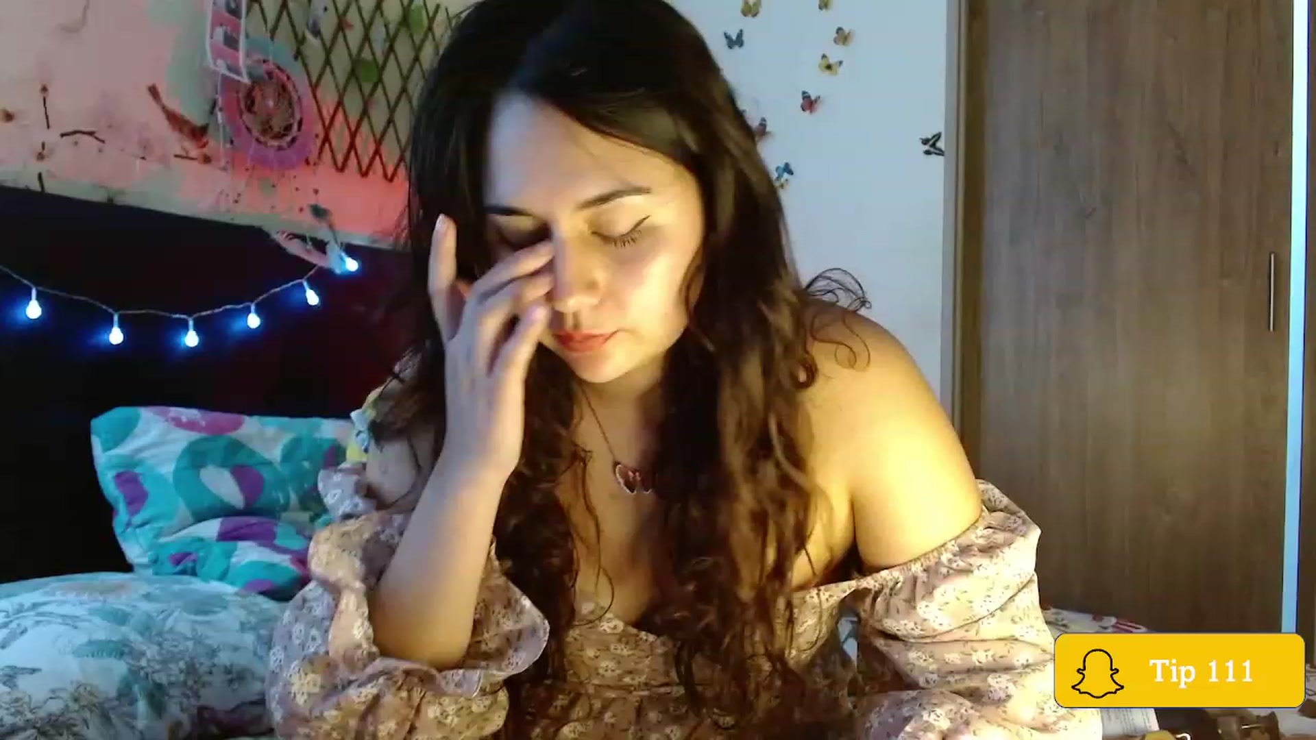 Gallery image thumbnail from NaughtySaraa's myfreecams stream on, 12/14/2022, 22:39 image 18 of 20