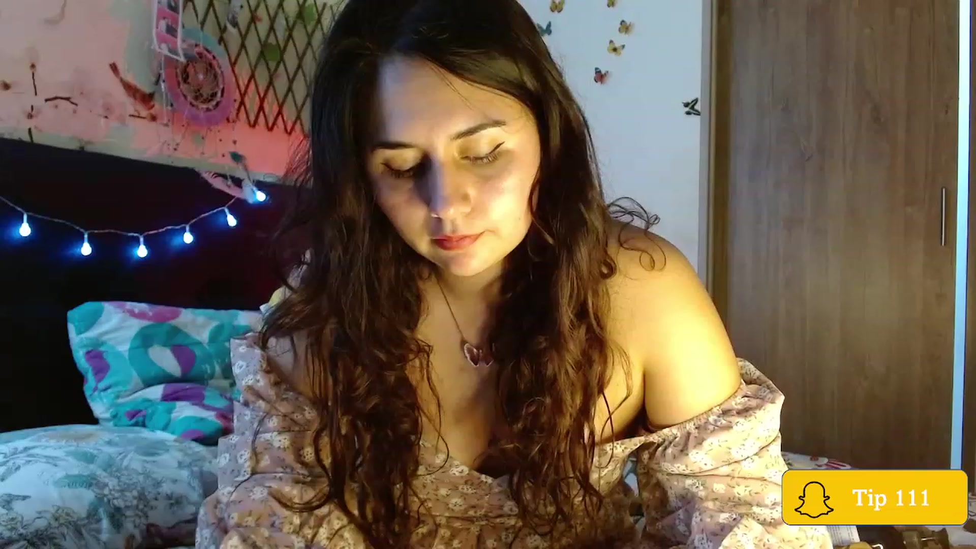 Gallery image thumbnail from NaughtySaraa's myfreecams stream on, 12/14/2022, 22:39 image 16 of 20