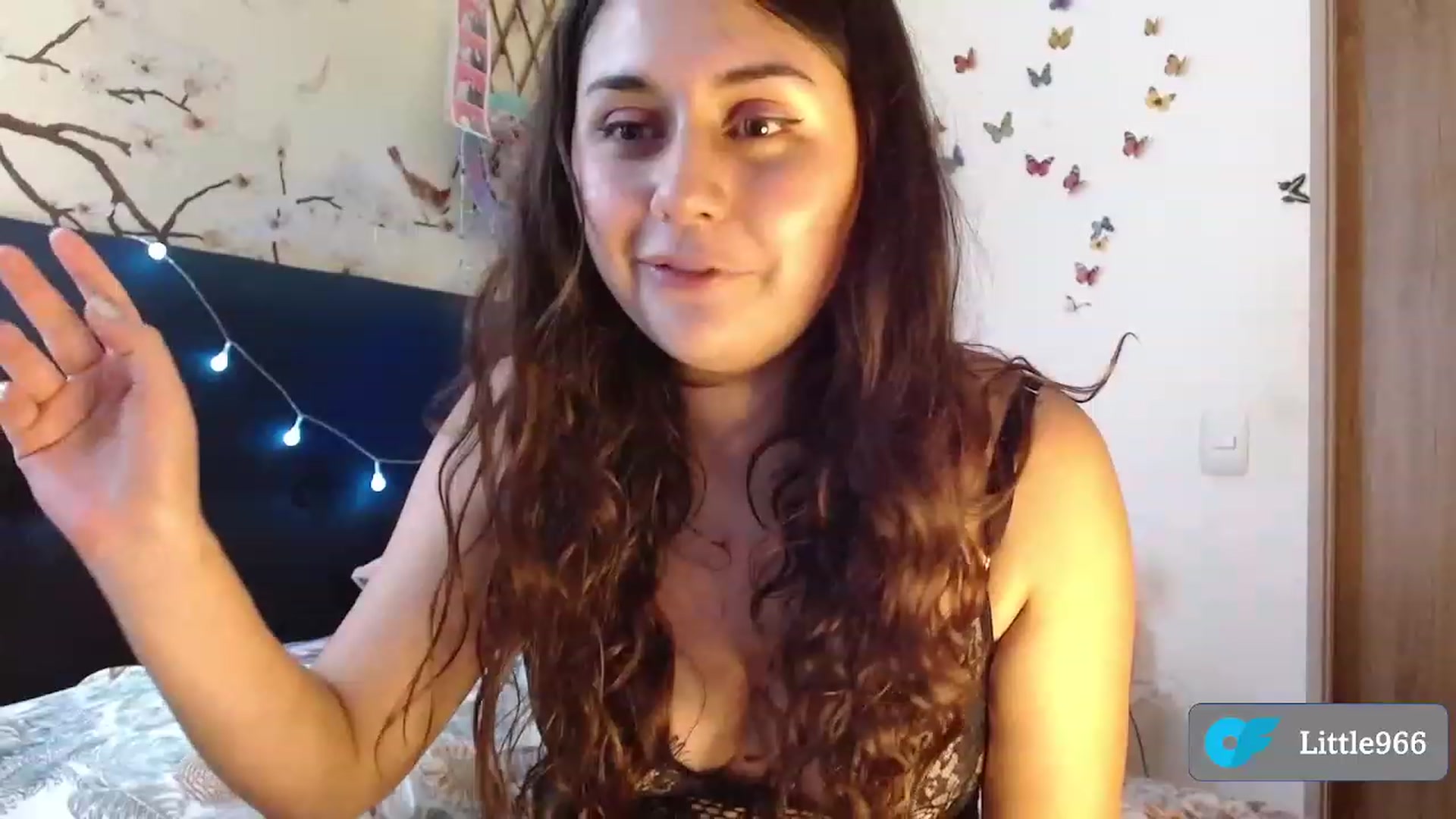 Gallery image thumbnail from NaughtySaraa's myfreecams stream on, 12/23/2022, 05:32 image 10 of 20