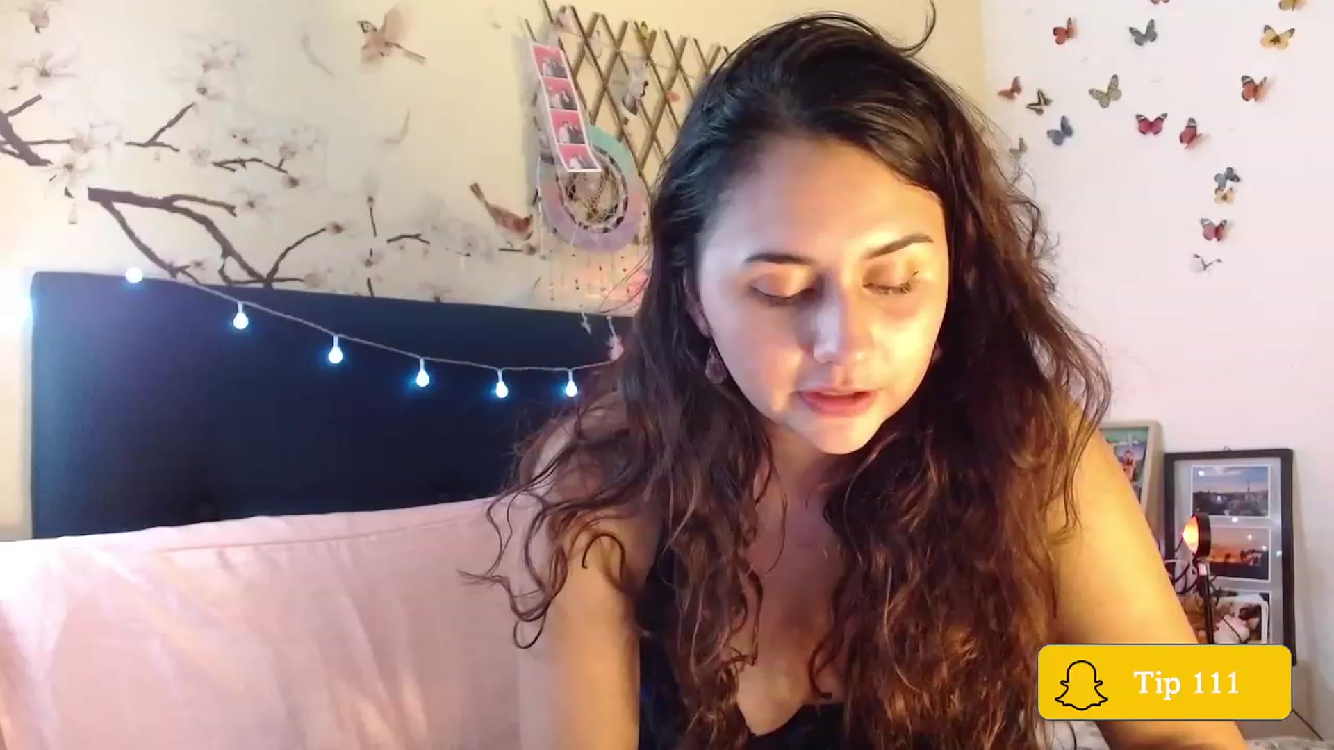 Gallery image thumbnail from NaughtySaraa's myfreecams stream on, 01/06/2023, 04:58 image 9 of 20