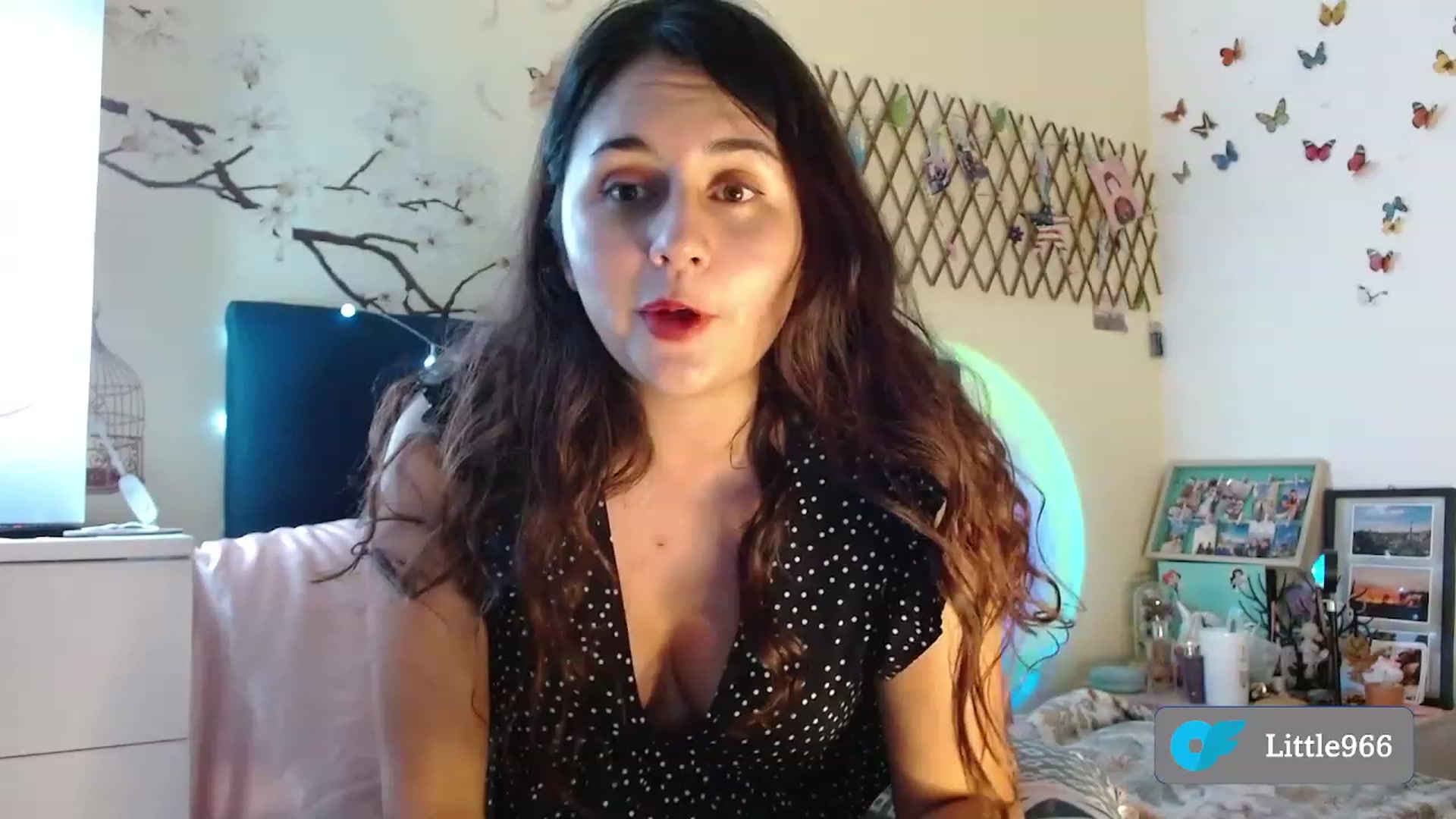 Gallery image thumbnail from NaughtySaraa's myfreecams stream on, 01/13/2023, 04:20 image 18 of 20