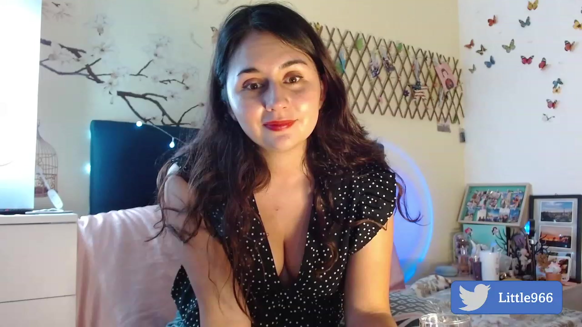 Gallery image thumbnail from NaughtySaraa's myfreecams stream on, 01/13/2023, 04:20 image 15 of 20