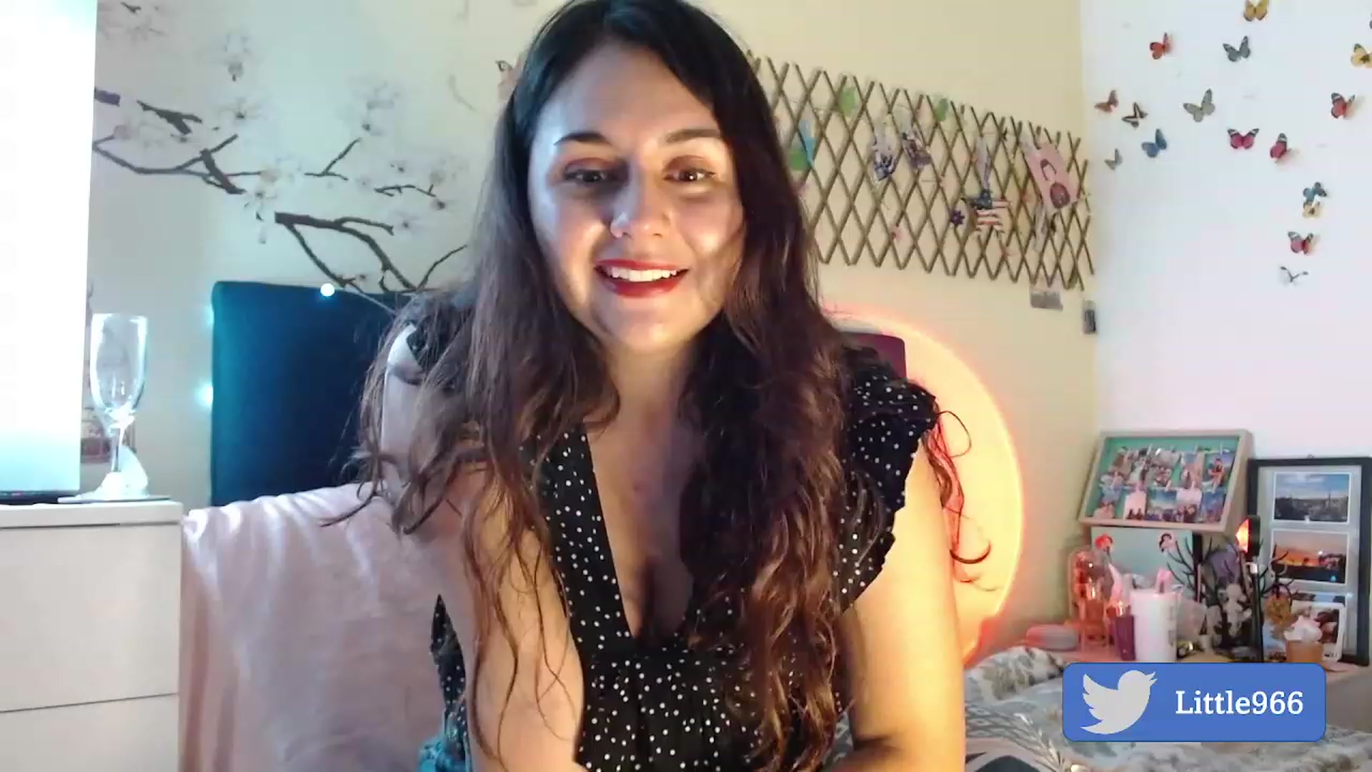 Gallery image thumbnail from NaughtySaraa's myfreecams stream on, 01/13/2023, 04:20 image 8 of 20
