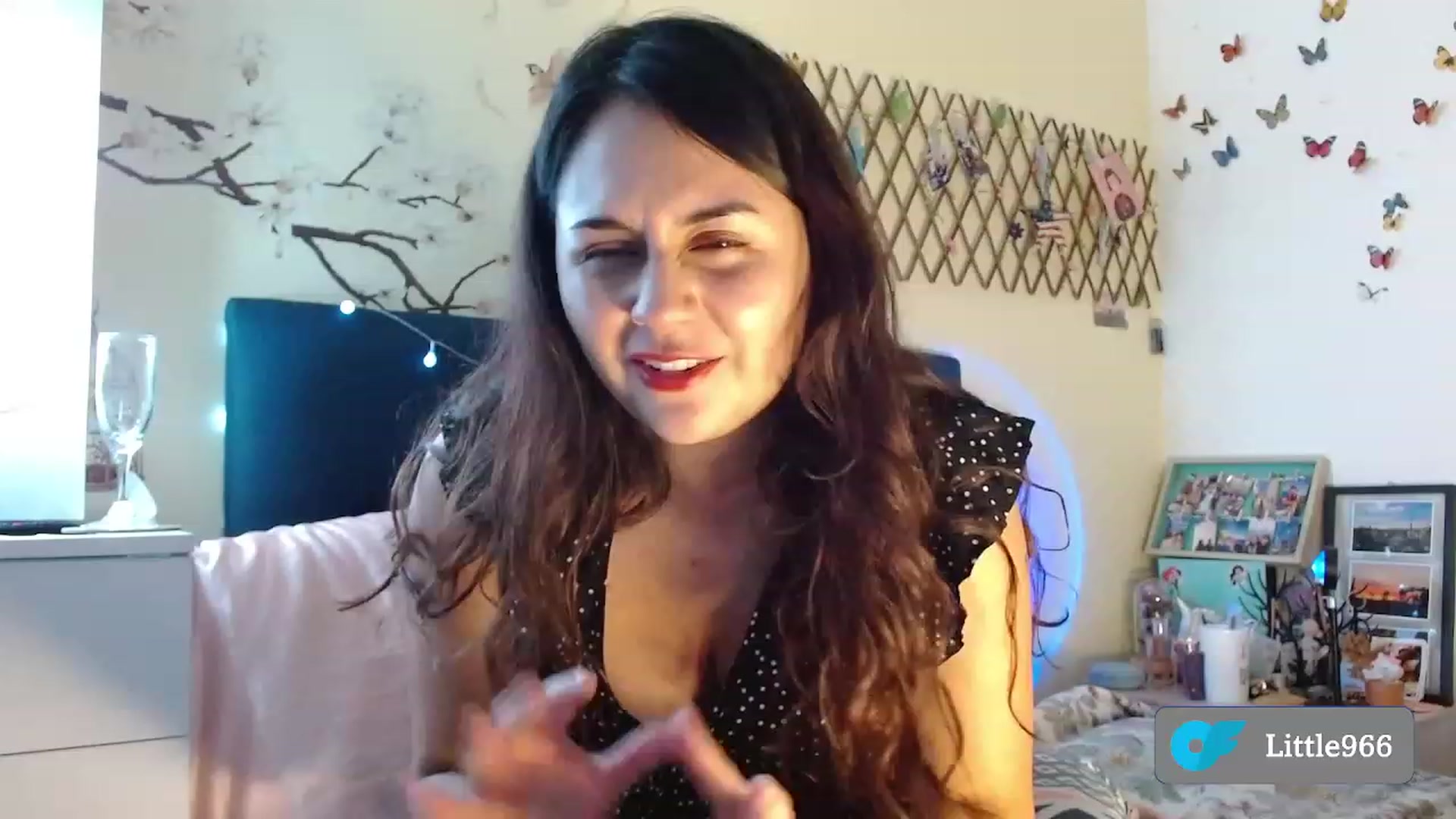 Gallery image thumbnail from NaughtySaraa's myfreecams stream on, 01/13/2023, 04:20 image 7 of 20