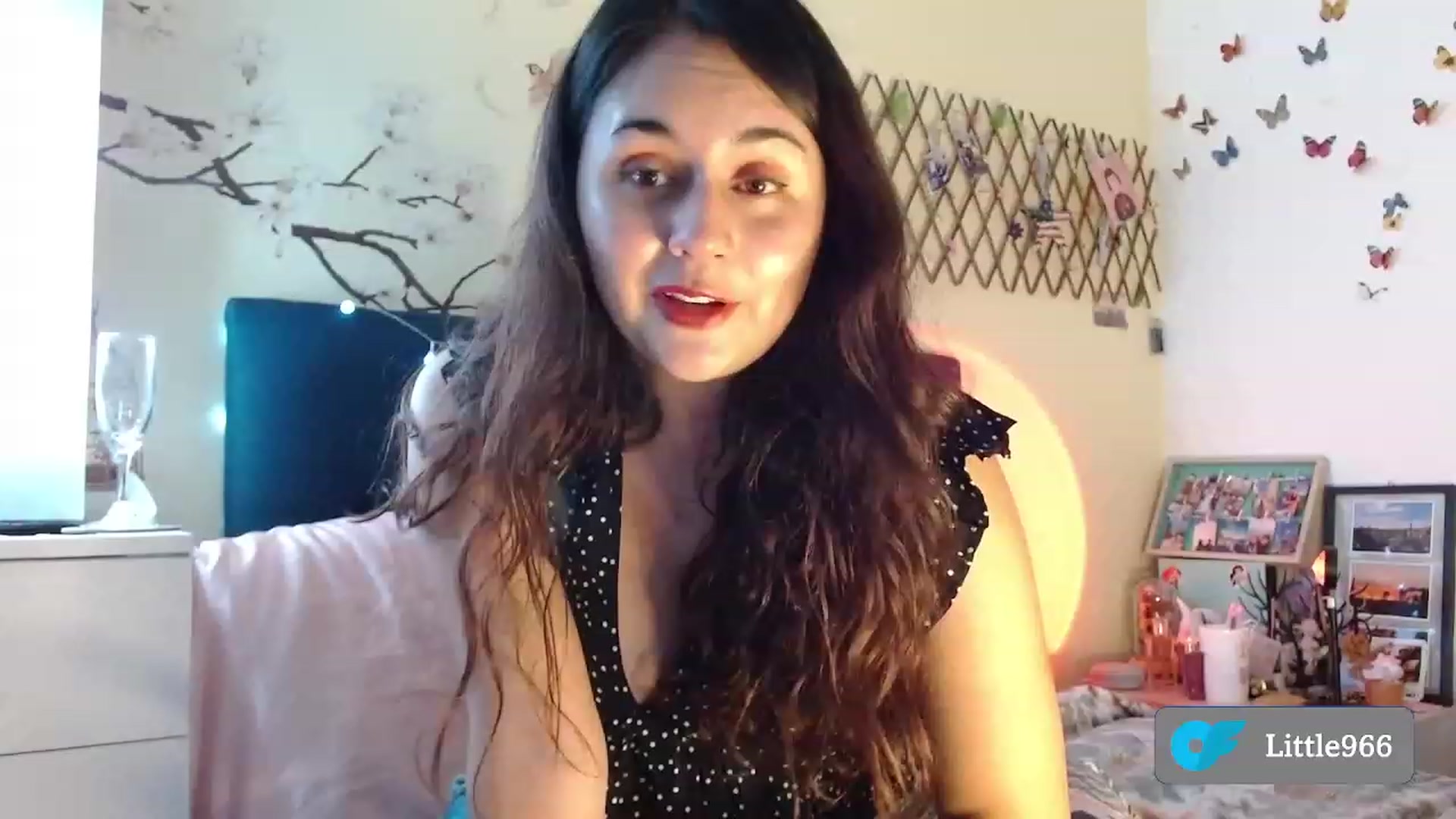 Gallery image thumbnail from NaughtySaraa's myfreecams stream on, 01/13/2023, 04:20 image 3 of 20