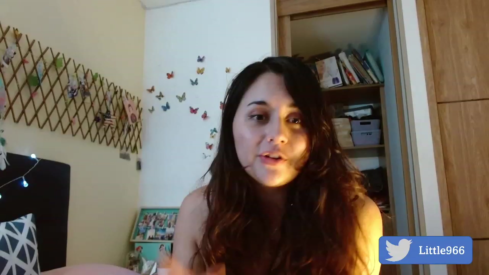 Gallery image thumbnail from NaughtySaraa's myfreecams stream on, 01/18/2023, 06:52 image 6 of 20