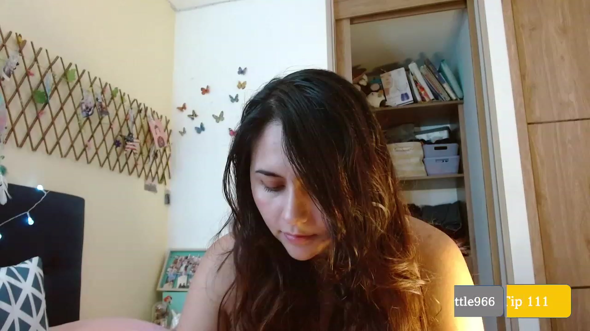 Gallery image thumbnail from NaughtySaraa's myfreecams stream on, 01/18/2023, 06:52 image 15 of 20