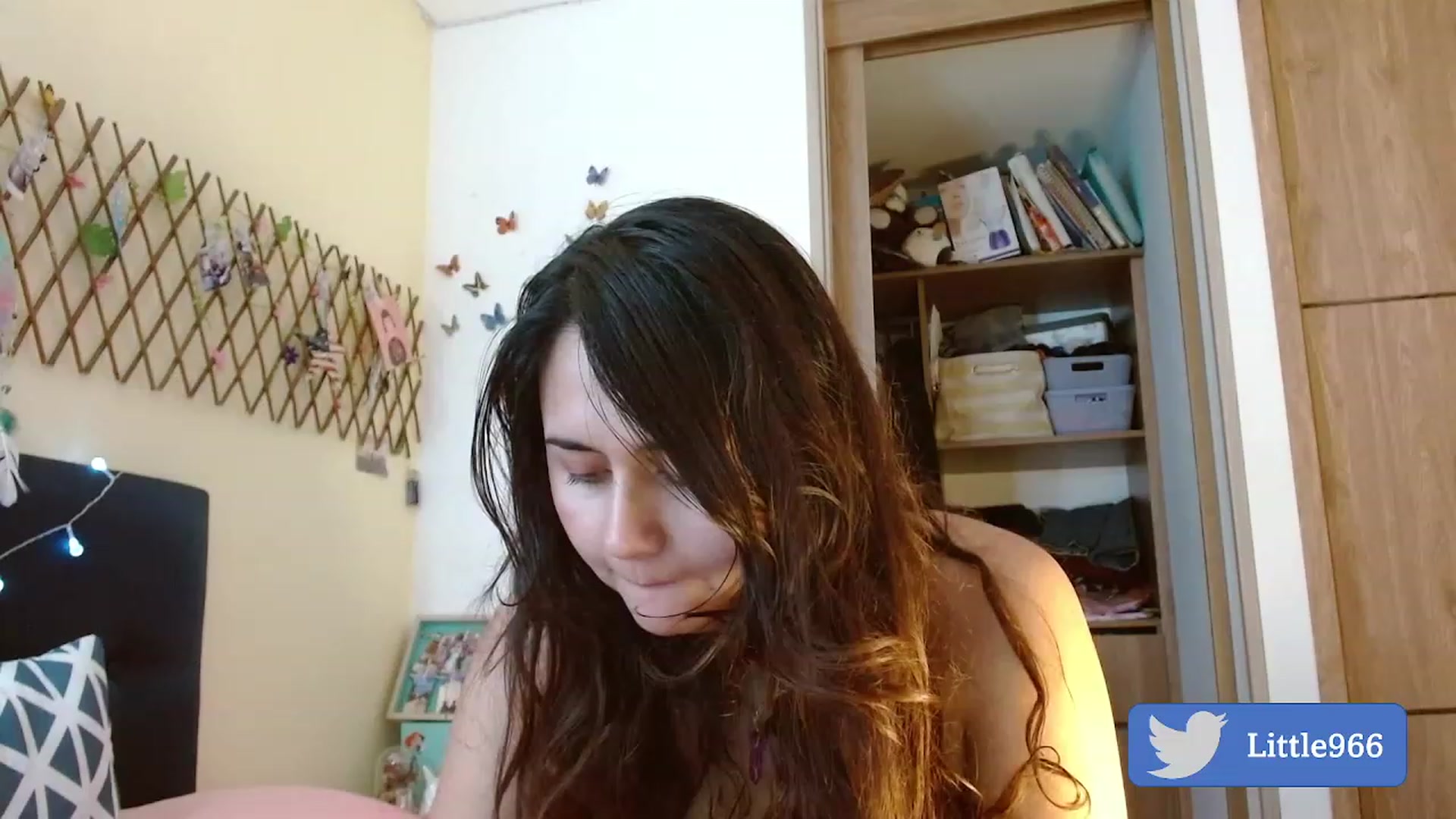 Gallery image thumbnail from NaughtySaraa's myfreecams stream on, 01/18/2023, 06:52 image 19 of 20