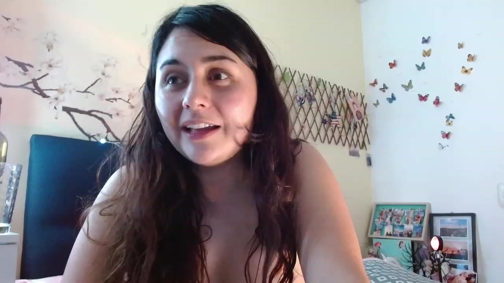 Gallery image thumbnail from NaughtySaraa's myfreecams stream on, 01/20/2023, 07:07 image 20 of 20