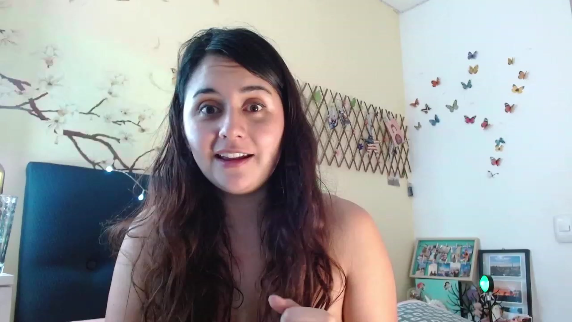 Gallery image thumbnail from NaughtySaraa's myfreecams stream on, 01/20/2023, 07:07 image 6 of 20