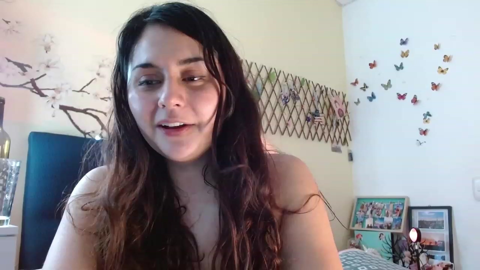 Gallery image thumbnail from NaughtySaraa's myfreecams stream on, 01/20/2023, 07:07 image 11 of 20
