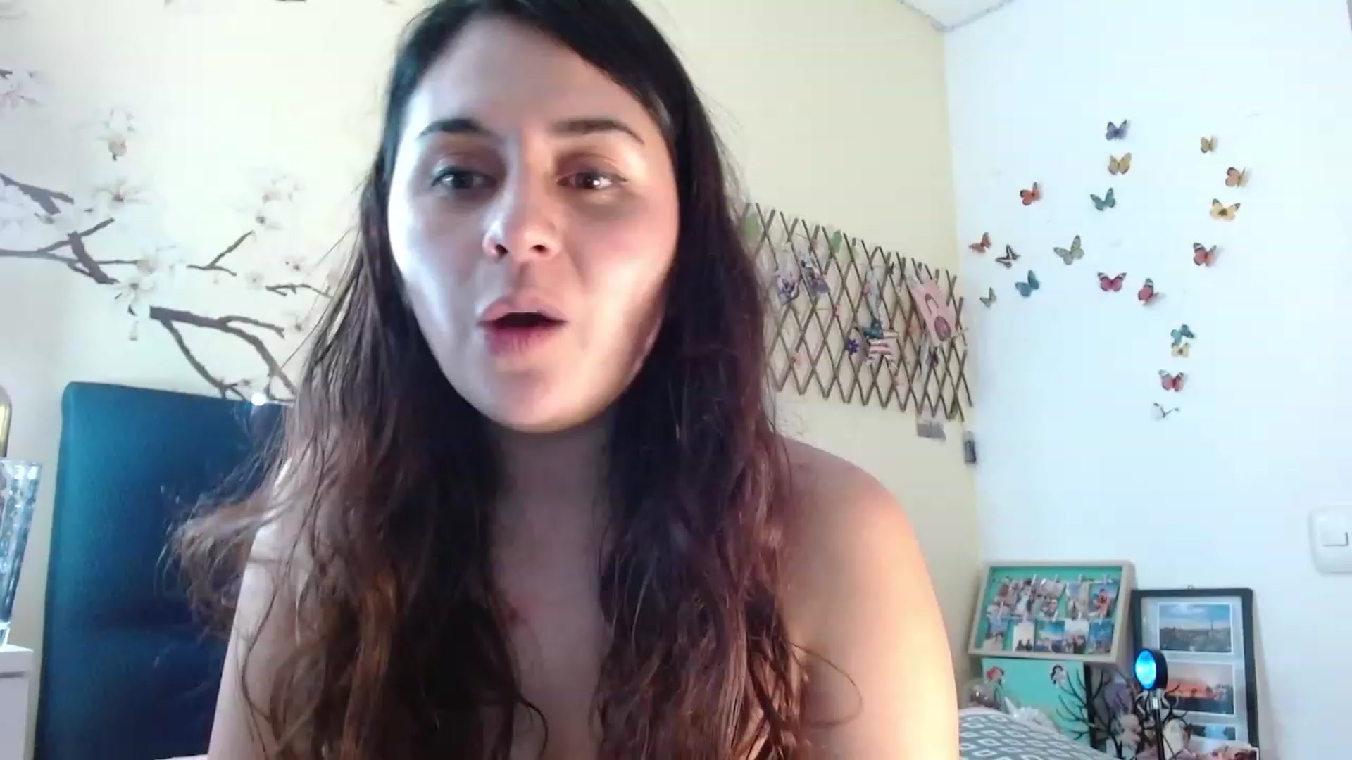 Gallery image thumbnail from NaughtySaraa's myfreecams stream on, 01/20/2023, 07:07 image 7 of 20