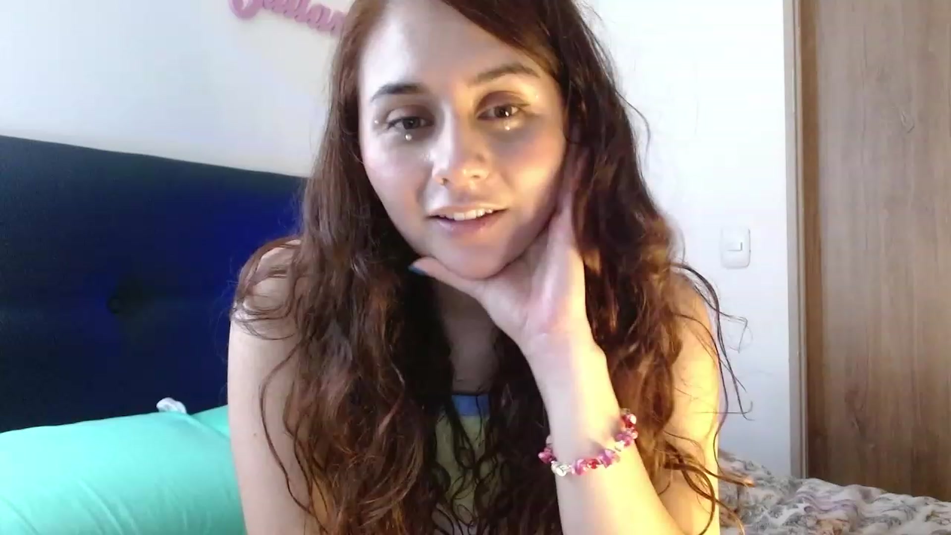 Gallery image thumbnail from NaughtySaraa's myfreecams stream on, 05/10/2023, 06:06 image 16 of 20