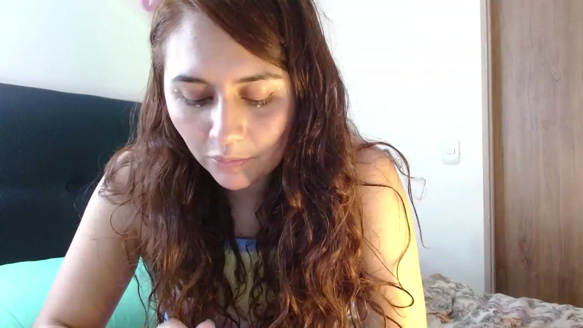 Gallery image thumbnail from NaughtySaraa's myfreecams stream on, 05/10/2023, 06:06 image 17 of 20