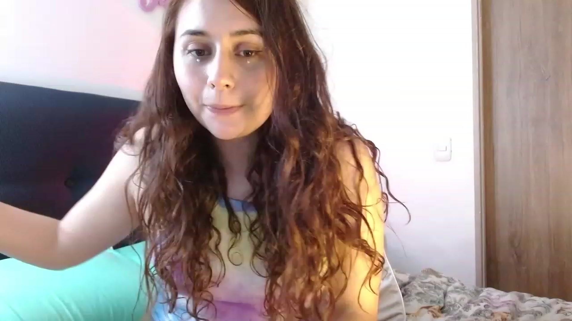 Gallery image thumbnail from NaughtySaraa's myfreecams stream on, 05/10/2023, 06:06 image 1 of 20