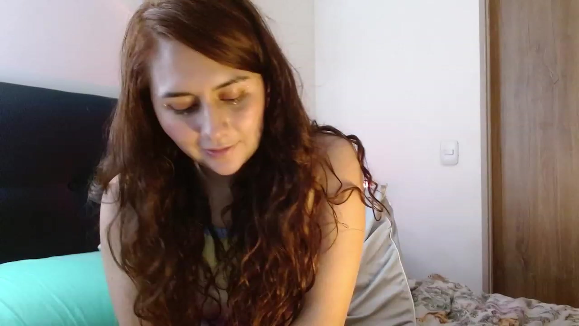 Gallery image thumbnail from NaughtySaraa's myfreecams stream on, 05/10/2023, 06:06 image 12 of 20