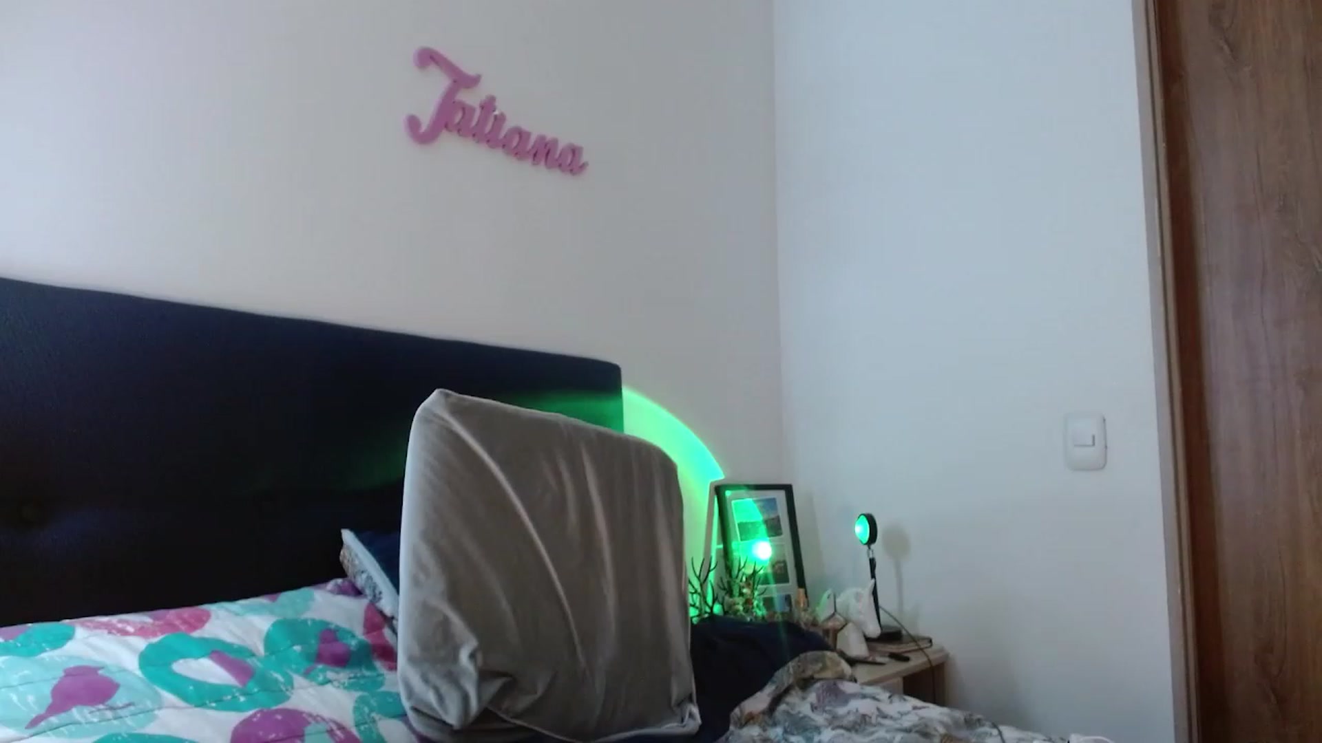 Gallery image thumbnail from NaughtySaraa's myfreecams stream on, 06/14/2023, 06:49 image 11 of 20