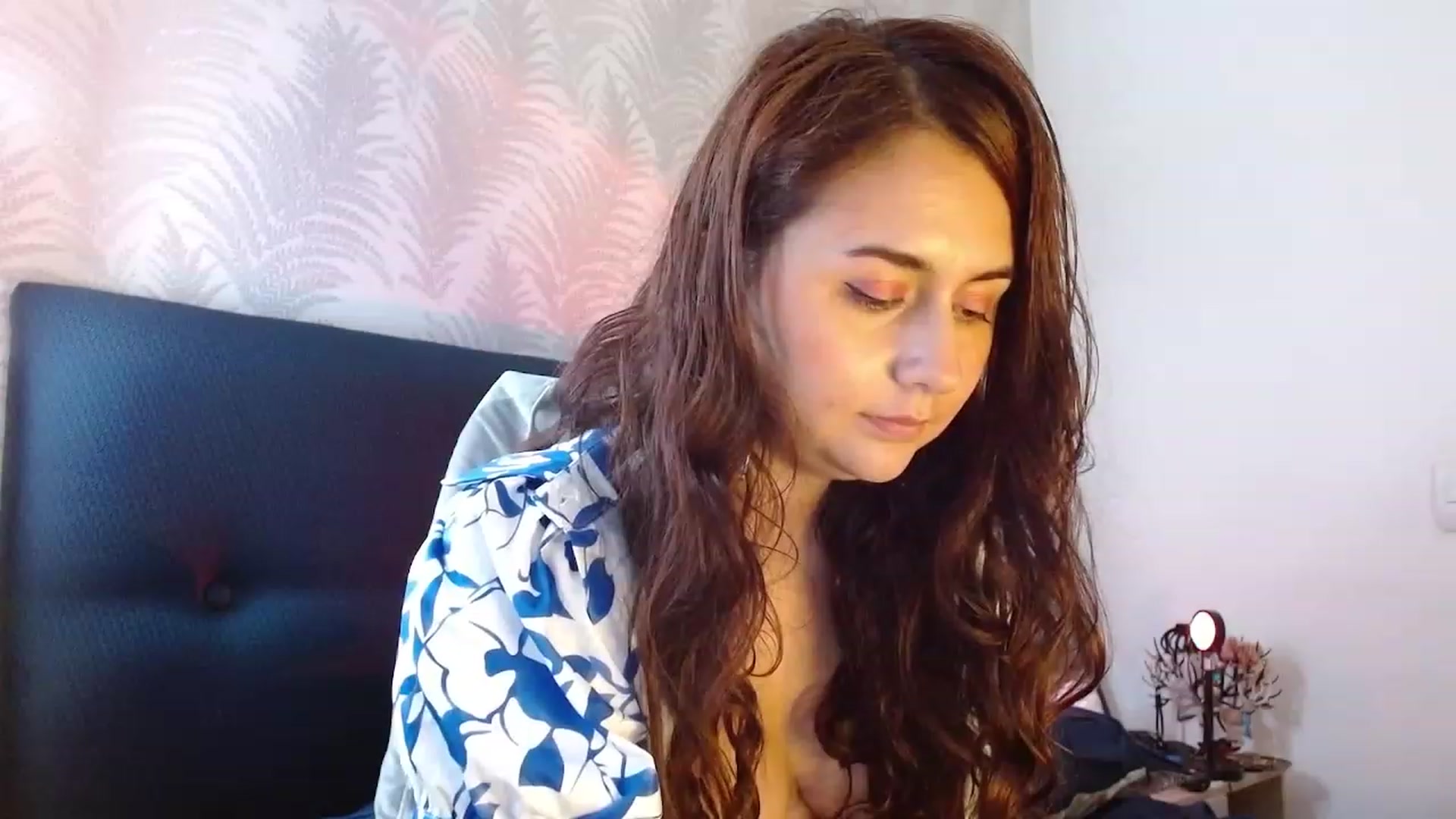 Gallery image thumbnail from NaughtySaraa's myfreecams stream on, 08/31/2023, 05:20 image 16 of 20