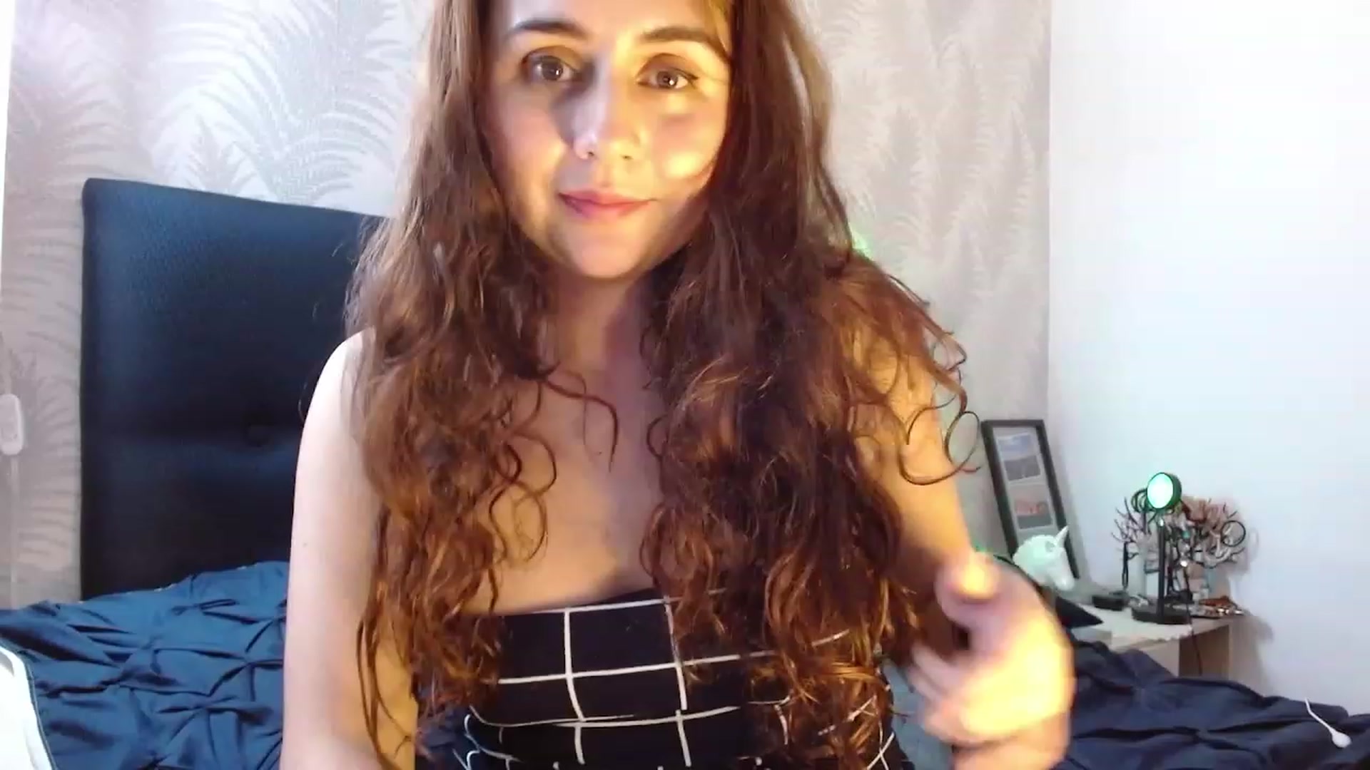 Gallery image thumbnail from NaughtySaraa's myfreecams stream on, 09/09/2023, 05:58 image 8 of 20