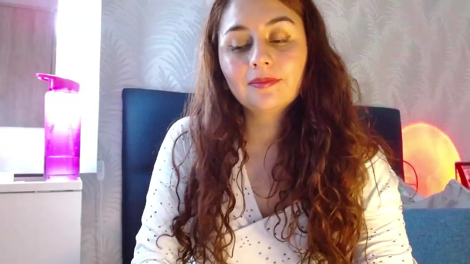 Gallery image thumbnail from NaughtySaraa's myfreecams stream on, 09/14/2023, 05:50 image 11 of 20