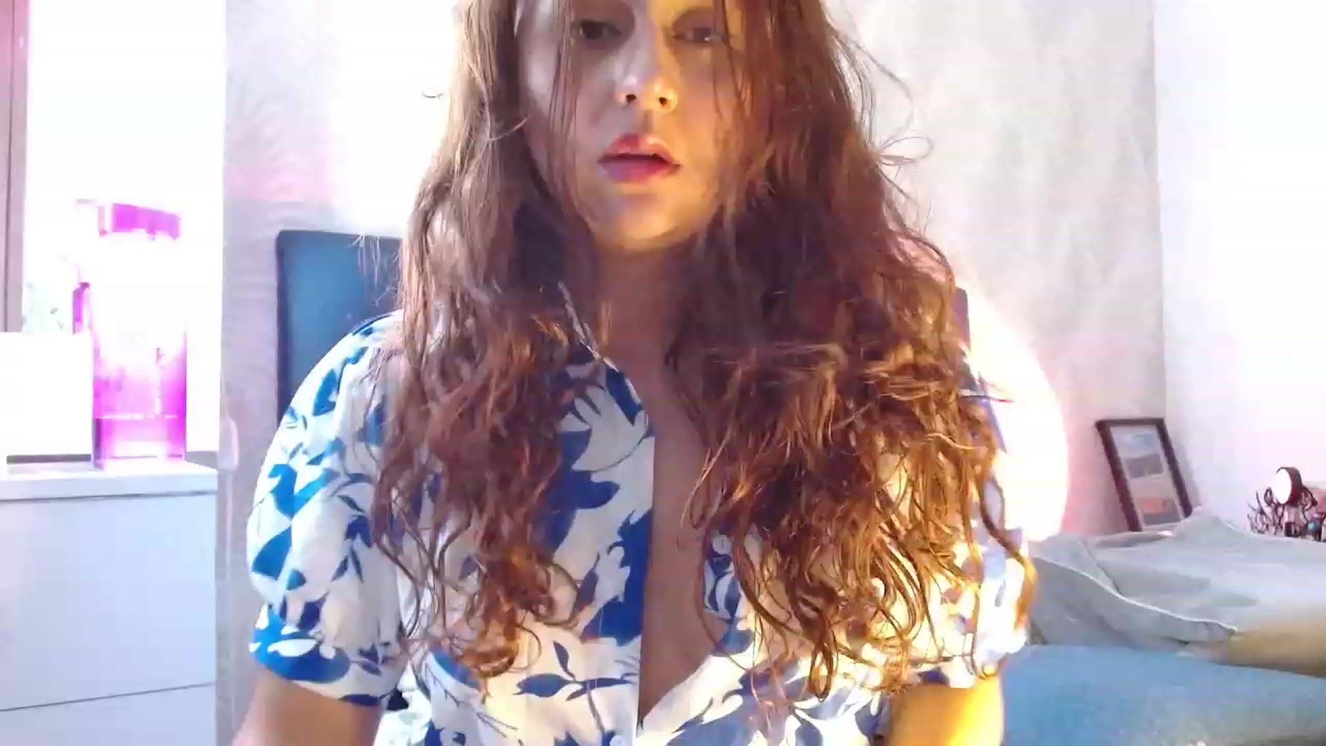 Gallery image thumbnail from NaughtySaraa's myfreecams stream on, 09/14/2023, 06:55 image 7 of 20