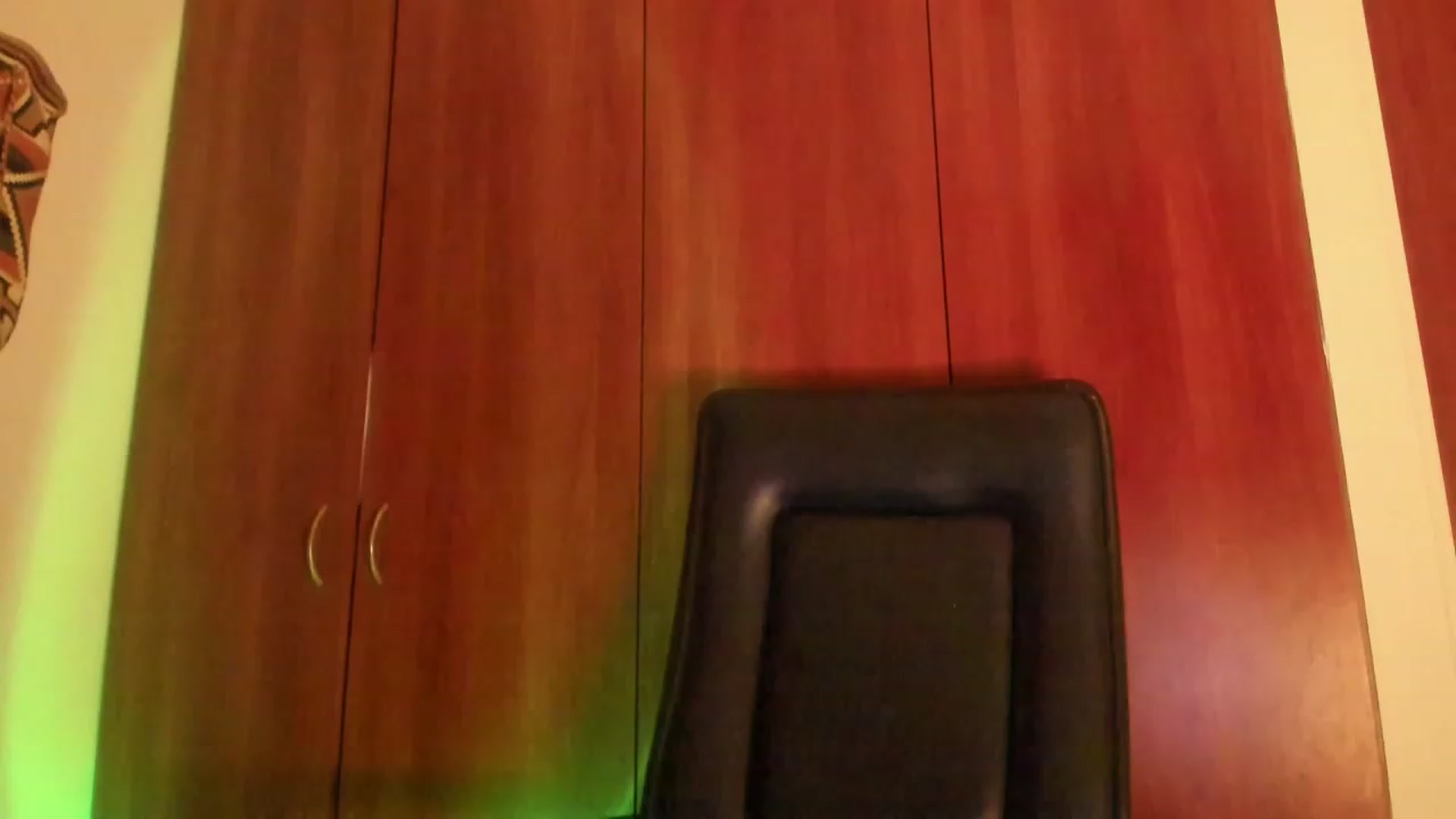 Gallery image thumbnail from NaughtySaraa's myfreecams stream on, 09/27/2023, 24:57 image 13 of 20