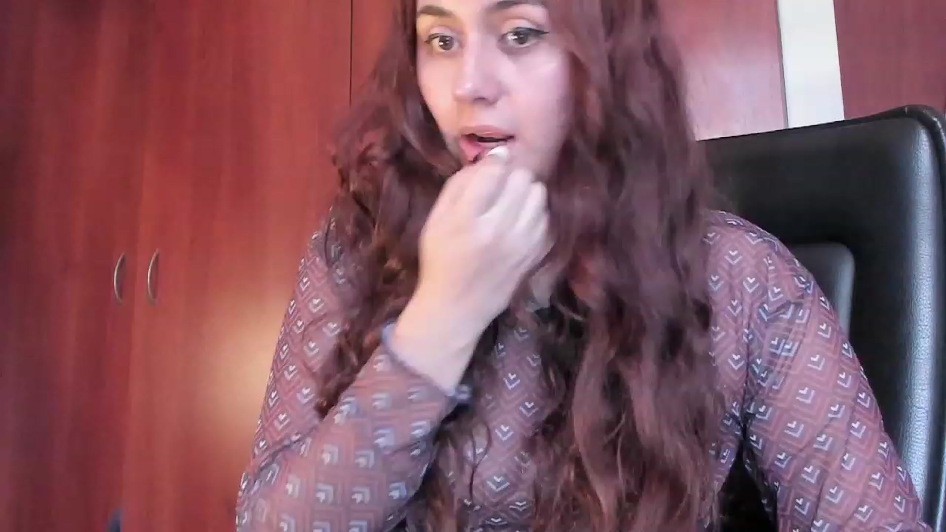 Gallery image thumbnail from NaughtySaraa's myfreecams stream on, 09/27/2023, 22:34 image 9 of 20
