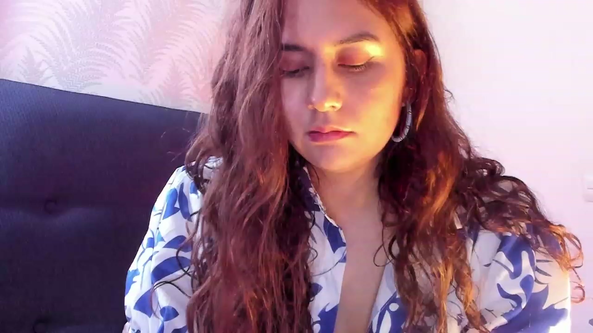Gallery image thumbnail from NaughtySaraa's myfreecams stream on, 10/05/2023, 05:32 image 20 of 20