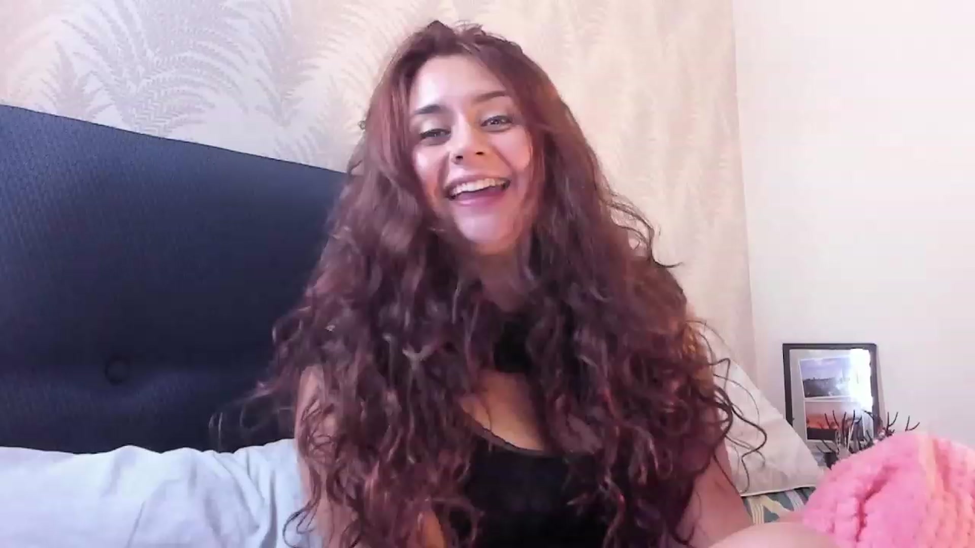 Gallery image thumbnail from NaughtySaraa's myfreecams stream on, 10/24/2023, 05:42 image 20 of 20