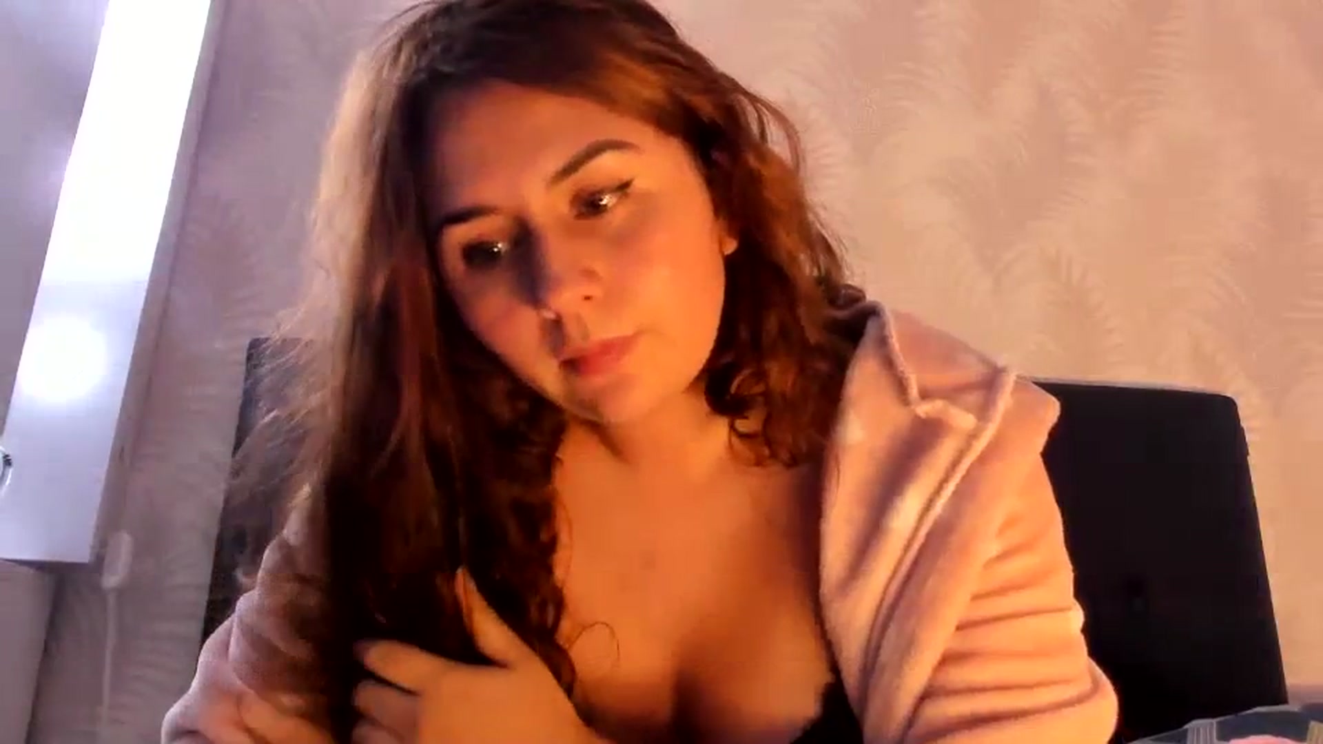 Gallery image thumbnail from NaughtySaraa's myfreecams stream on, 11/22/2023, 04:55 image 14 of 20