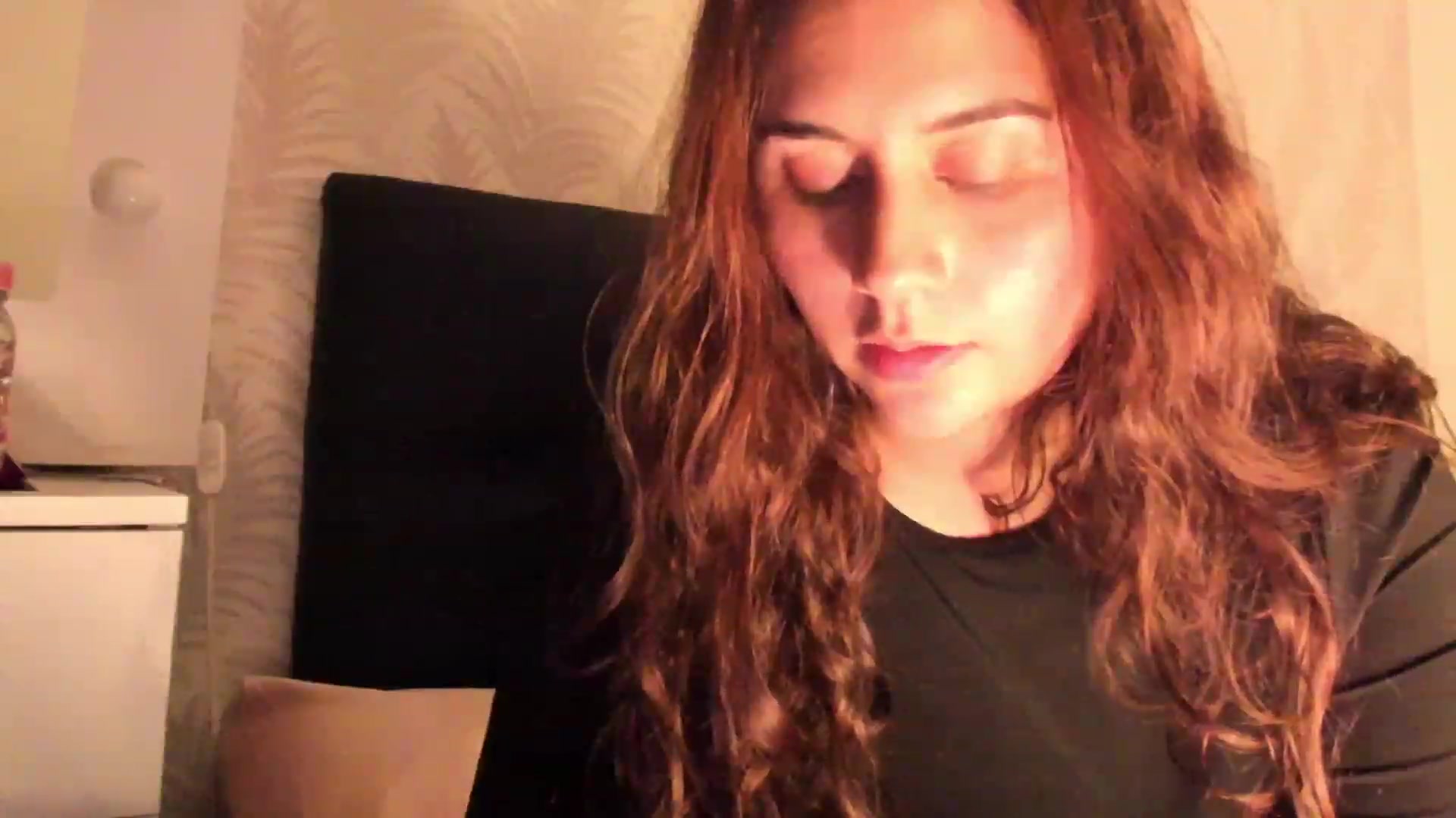 Gallery image thumbnail from NaughtySaraa's myfreecams stream on, 11/28/2023, 05:58 image 17 of 20