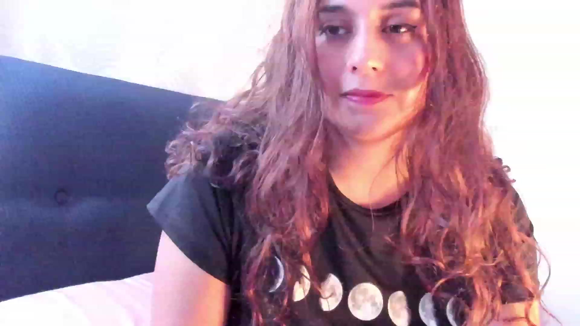 Gallery image thumbnail from NaughtySaraa's myfreecams stream on, 11/29/2023, 04:31 image 4 of 20