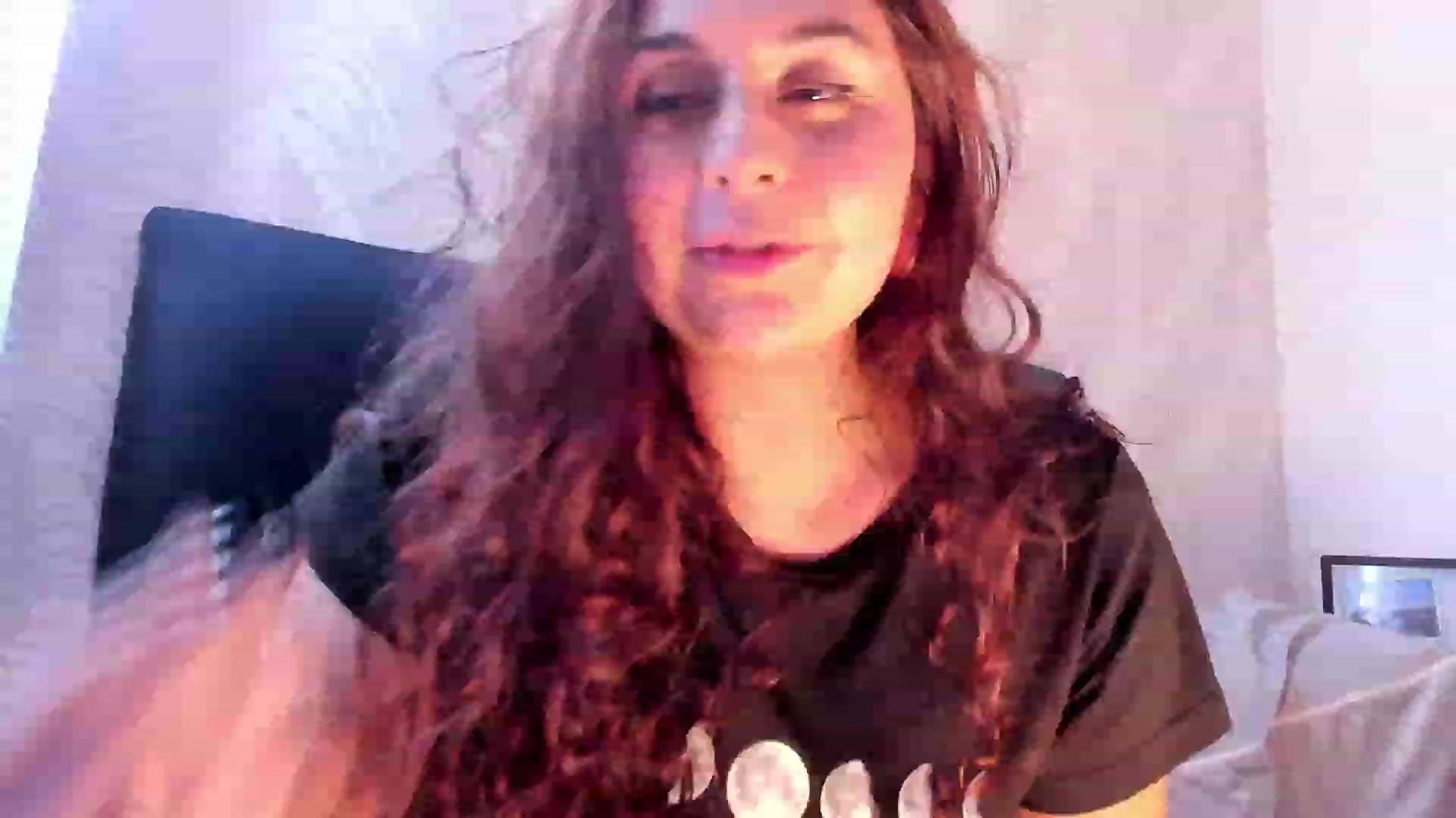 Gallery image thumbnail from NaughtySaraa's myfreecams stream on, 11/29/2023, 05:30 image 11 of 20