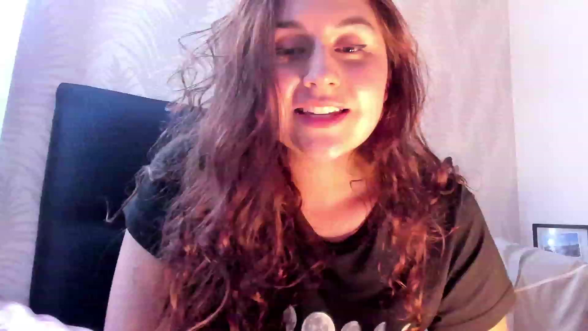 Gallery image thumbnail from NaughtySaraa's myfreecams stream on, 11/29/2023, 05:30 image 13 of 20