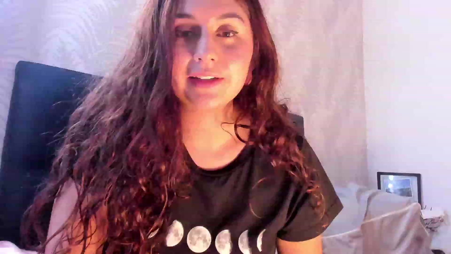 Gallery image thumbnail from NaughtySaraa's myfreecams stream on, 11/29/2023, 05:30 image 7 of 20