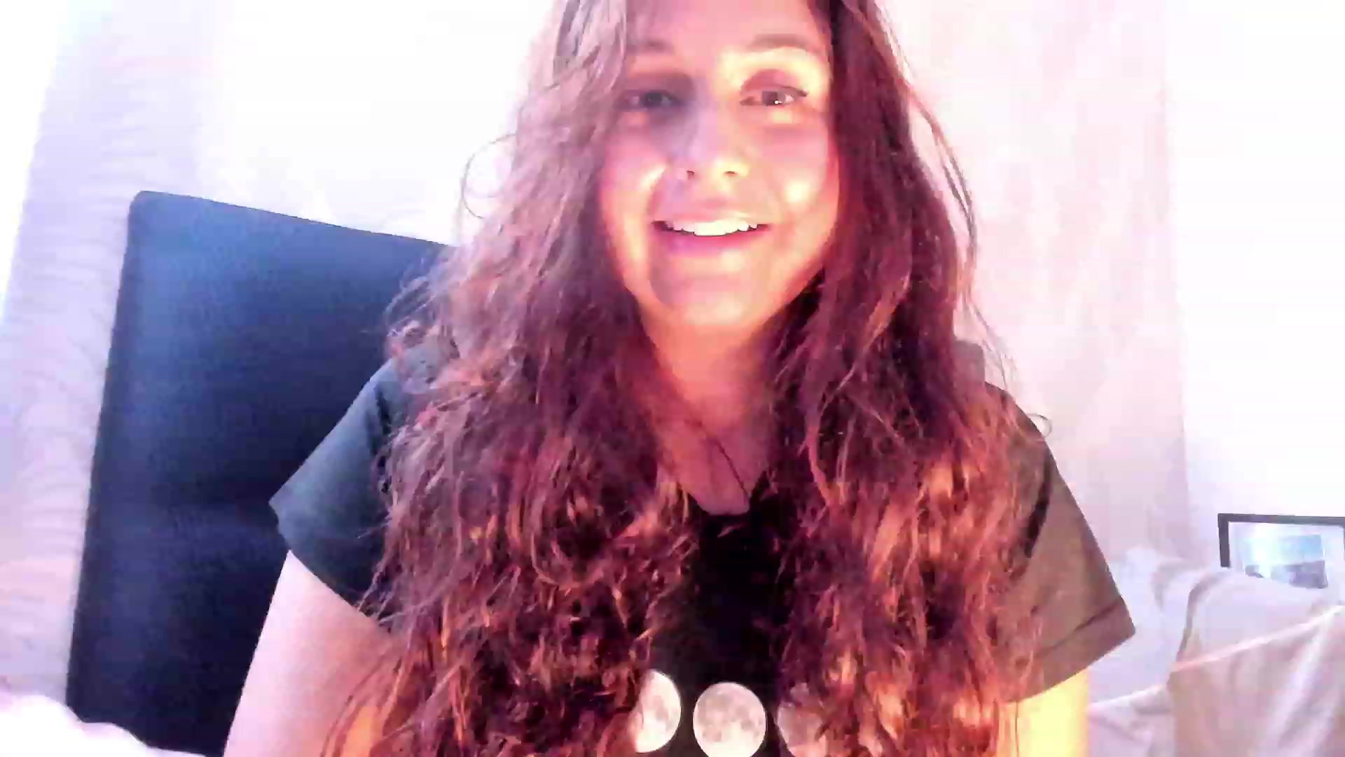 Gallery image thumbnail from NaughtySaraa's myfreecams stream on, 11/29/2023, 05:30 image 20 of 20