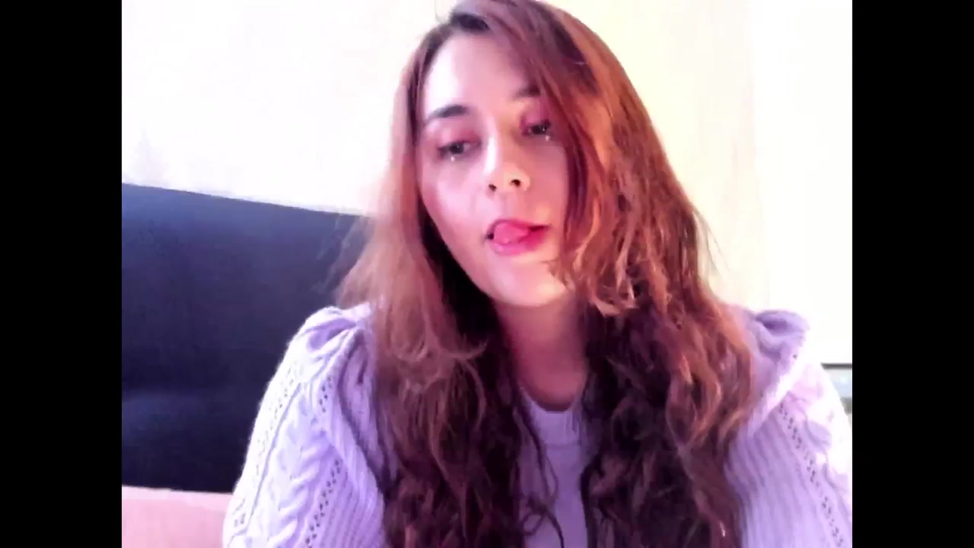 Gallery image thumbnail from NaughtySaraa's myfreecams stream on, 02/15/2024, 05:09 image 13 of 20