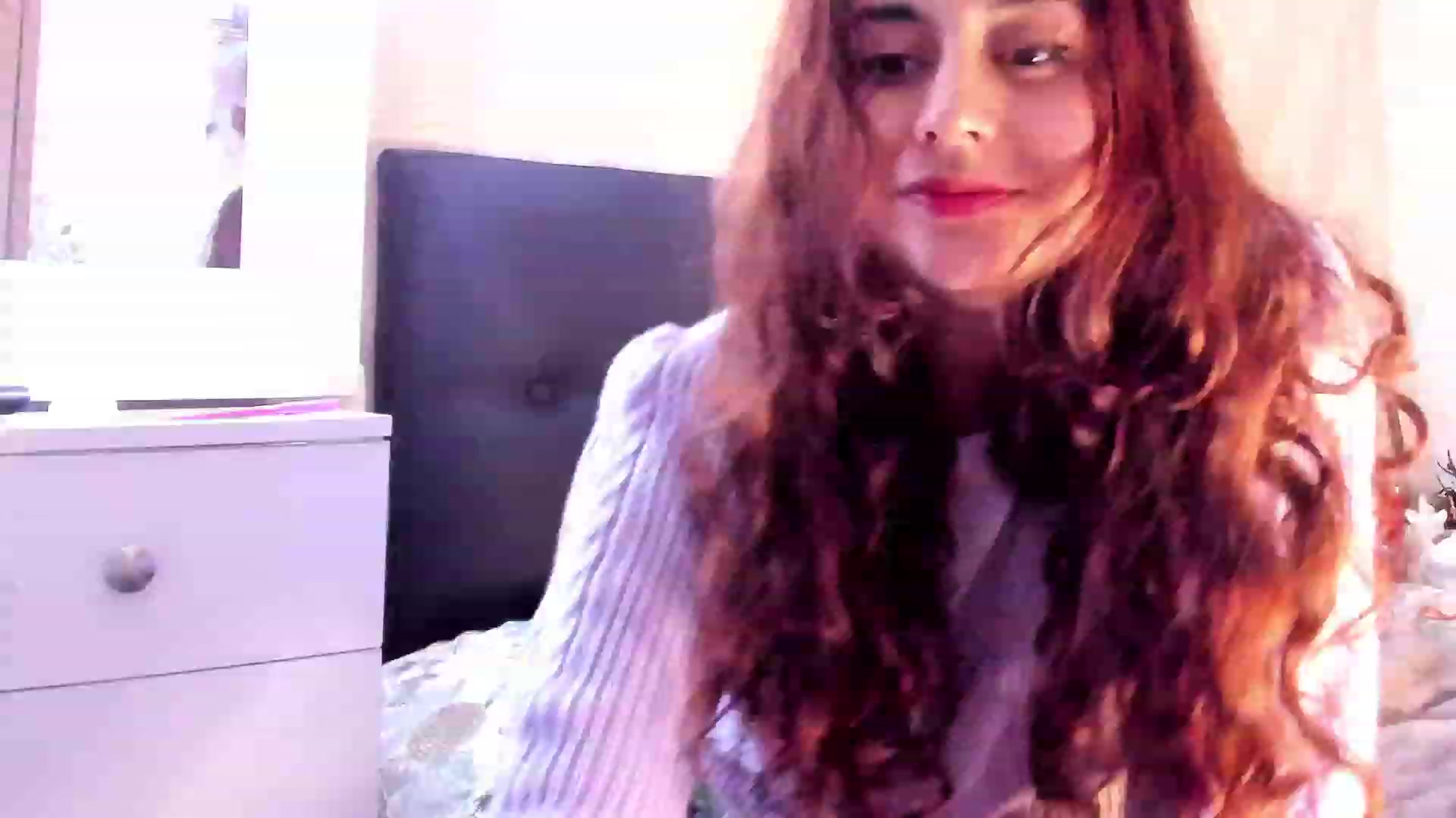 Gallery image thumbnail from NaughtySaraa's myfreecams stream on, 03/05/2024, 03:26 image 5 of 20